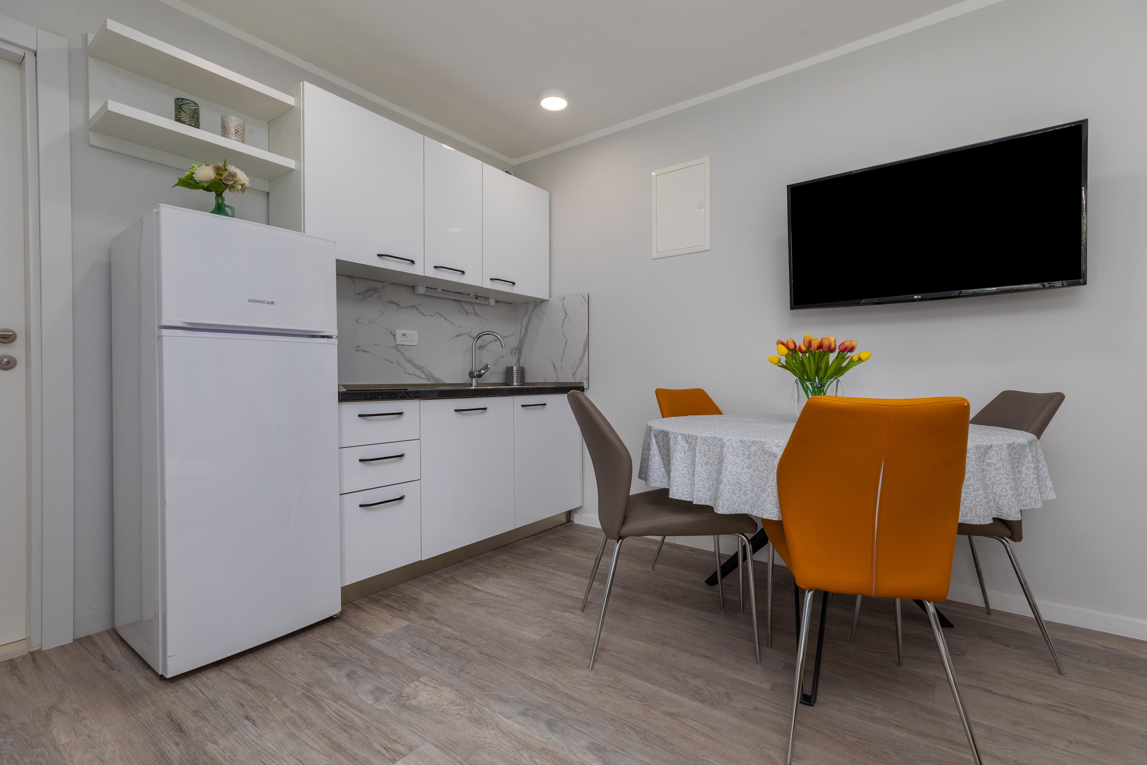 Top Omiš Mimice Top Omiš Mimice