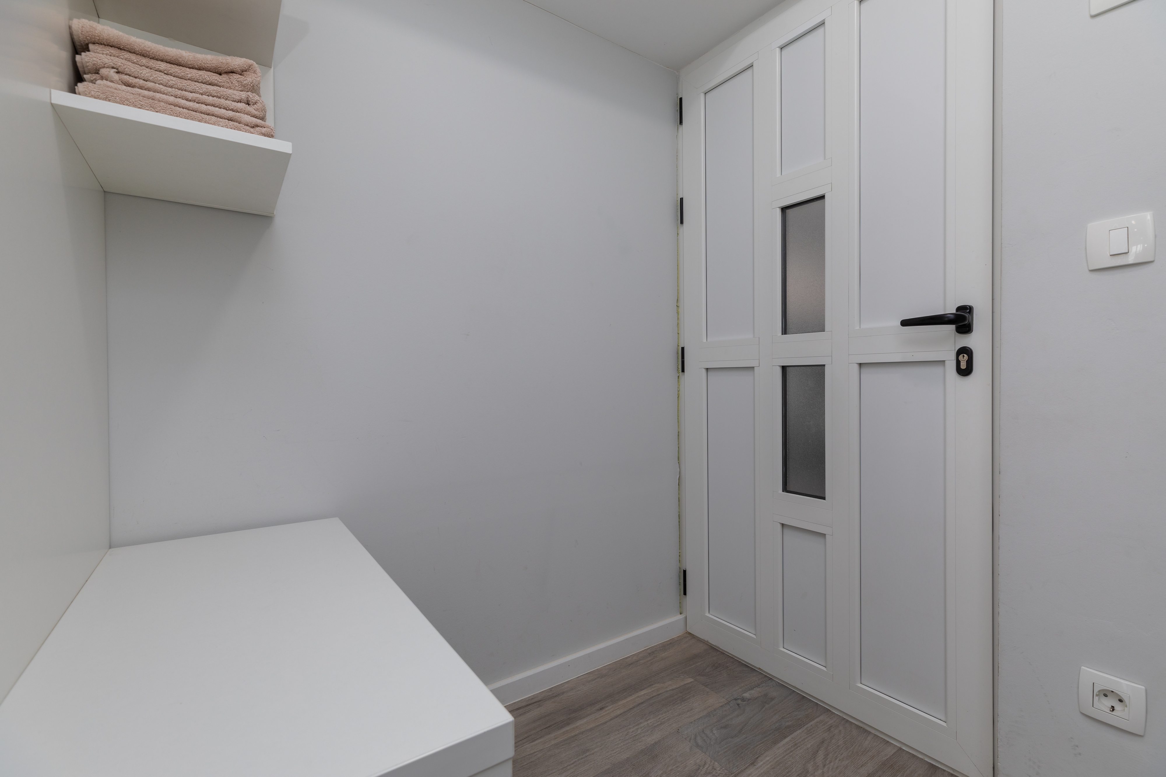 Two bedroom apartment with terrace and sea view Mimice, Omiš  A-b