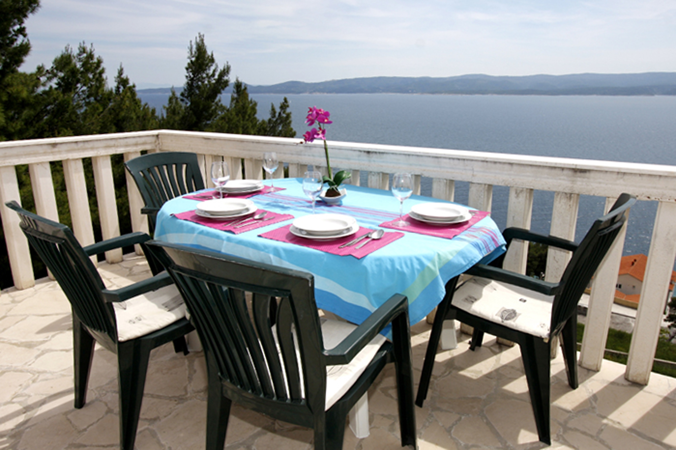 Two bedroom apartment with terrace and sea view Mimice, Omiš  A-e