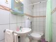 Ванная комната 2 Baška Voda, Ванная комната 2 в размещении типа apartment, WiFi.