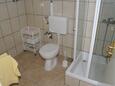 Koupelna Omiš, Koupelna v ubytování typu studio-apartment, WiFi.