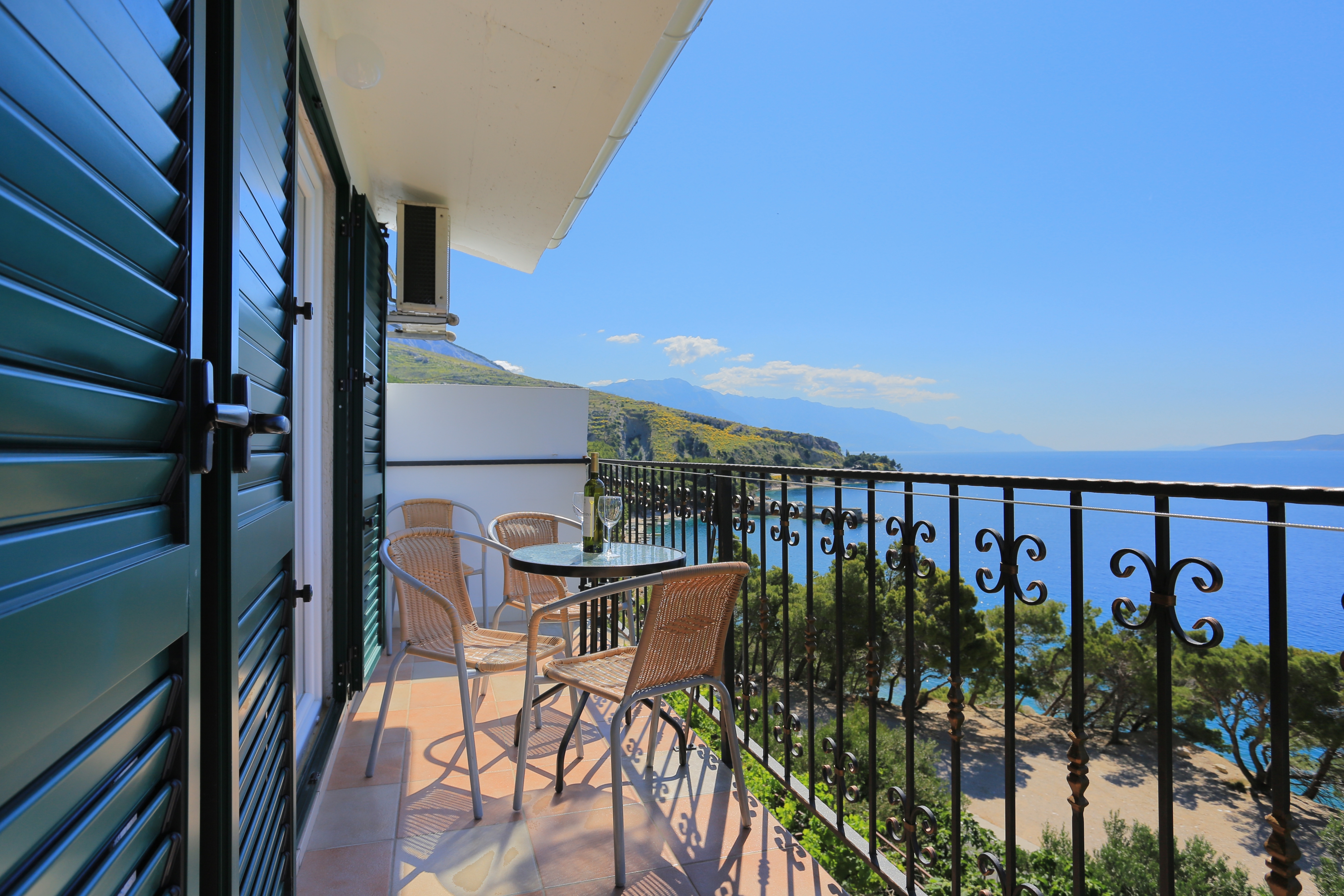 Two bedroom apartment near beach Lokva Rogoznica, Omiš (A-2762-a) Two bedroom apartment near beach Lokva Rogoznica, Omiš (A-2762-a)