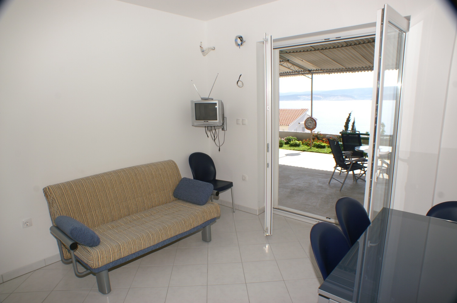 One bedroom apartment with terrace and sea view Stanići, Omiš (A-2763-b) One bedroom apartment with terrace and sea view Stanići, Omiš (A-2763-b)