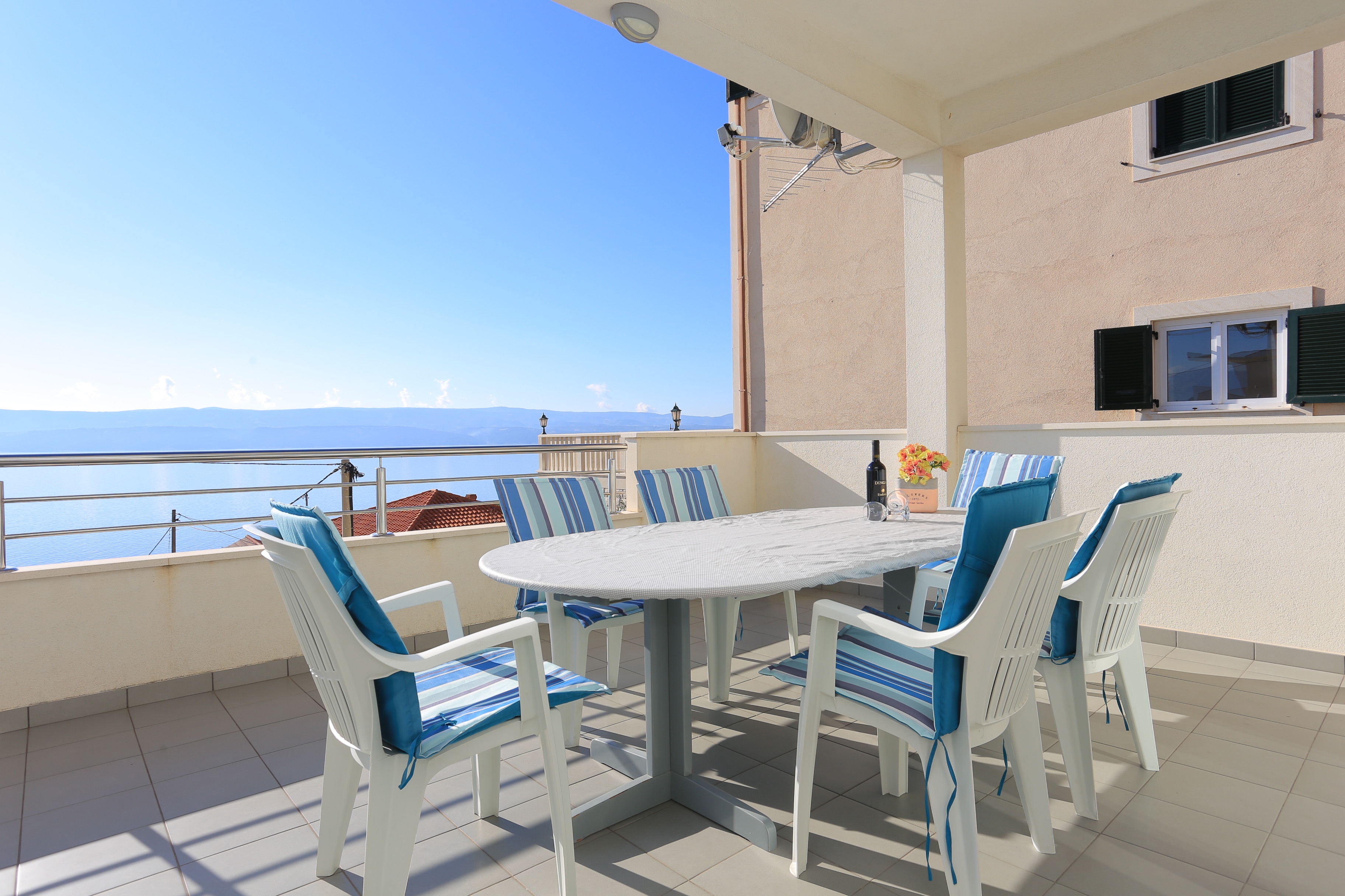 Two bedroom apartment with terrace and sea view Stanići, Omiš  A-a