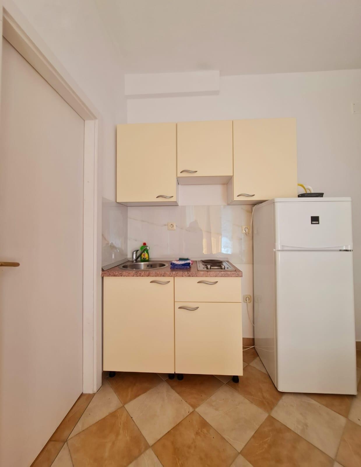 Appartement dune chambre avec le balcon et la vue sur le mer Zivogosce - Porat, Makarska (A-27658-b)