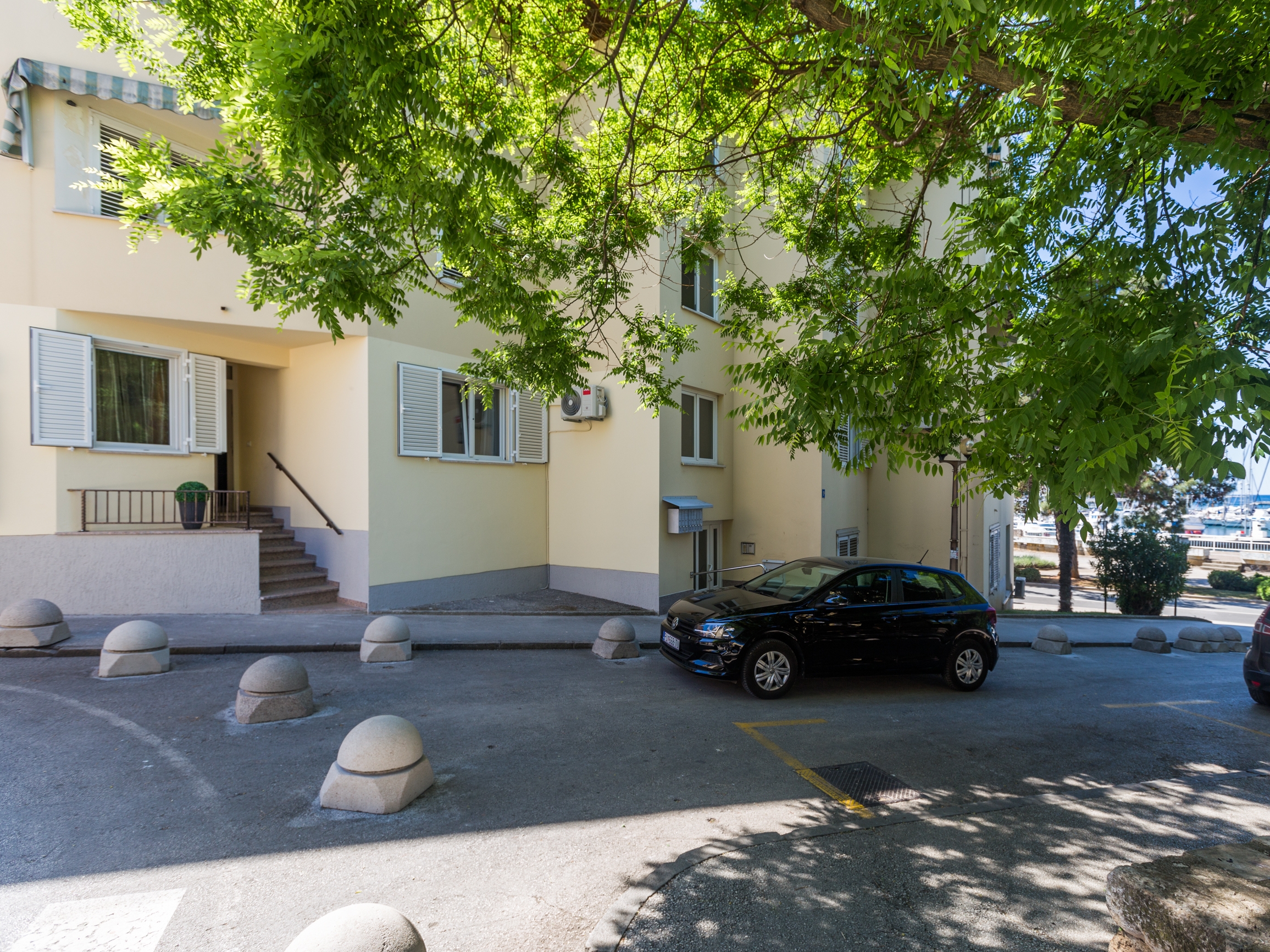 Appartement de deux chambres avec air conditionné Porec (A-27669-a)