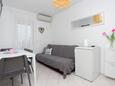 Podstrana, Столовая в размещении типа apartment, доступный кондиционер, Домашние животные допускаются и WiFi.