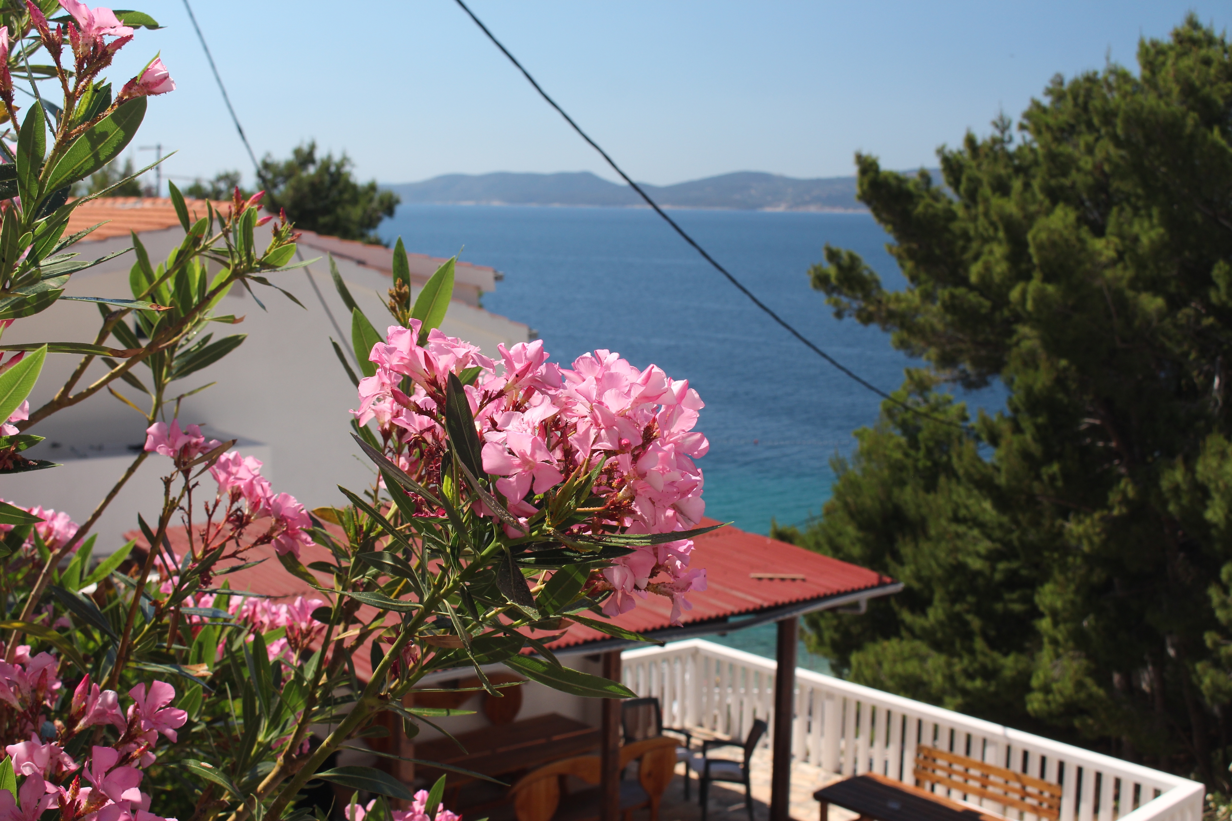 Two bedroom apartment near beach Mimice, Omiš  A-a