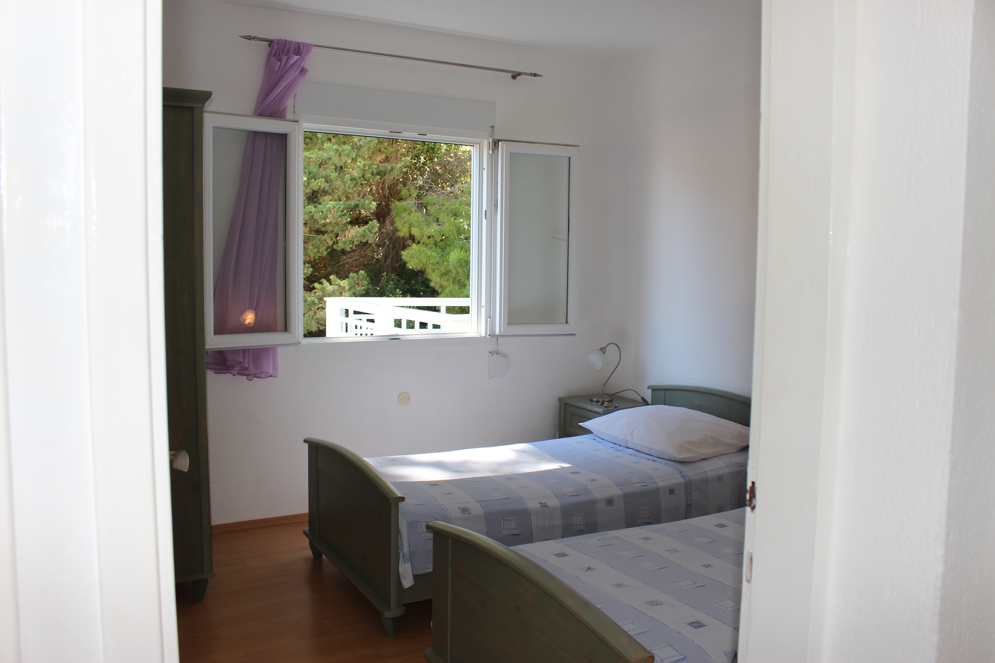 Three bedroom apartment near beach Mimice, Omiš  A-b