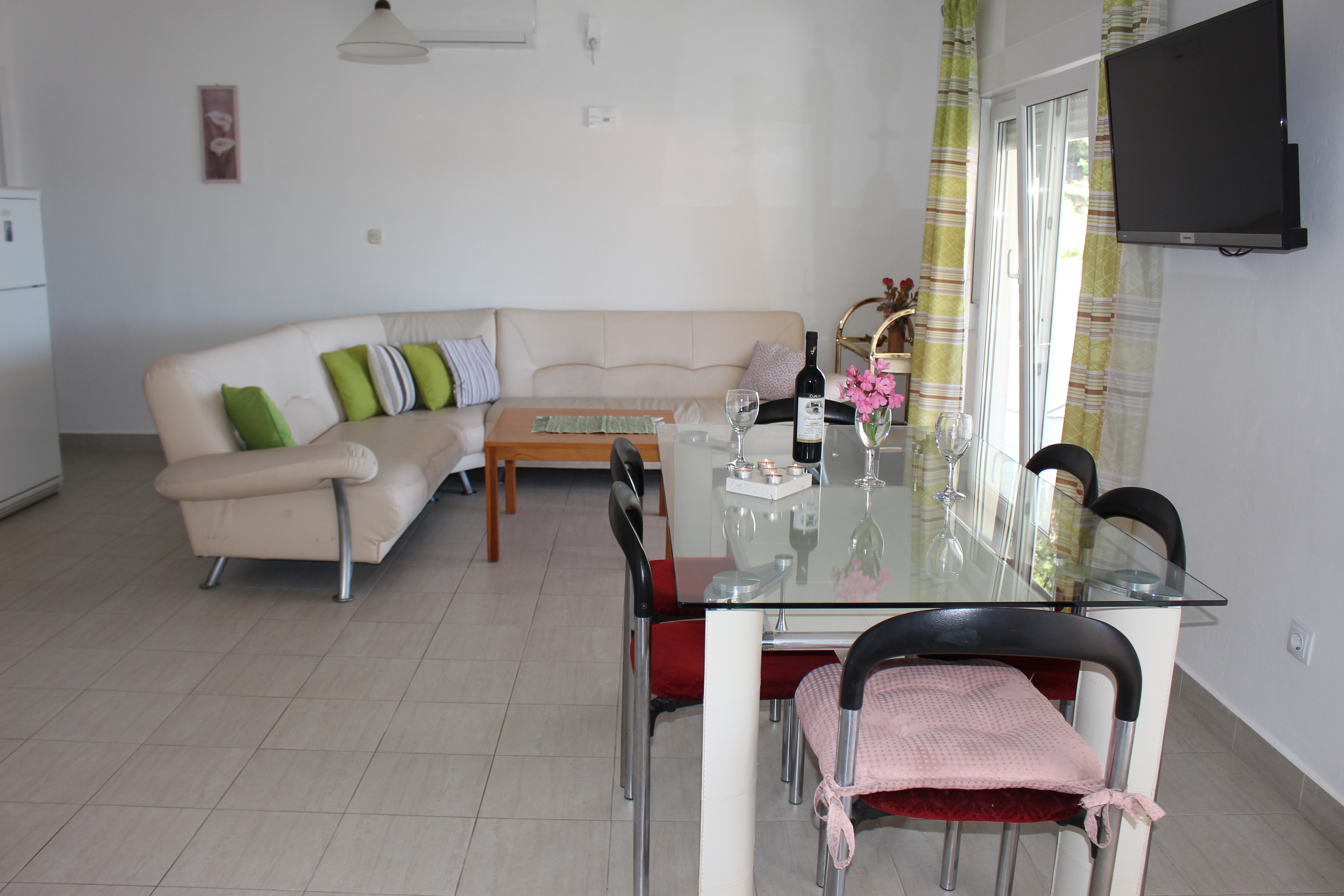 Top Omiš Mimice Top Omiš Mimice