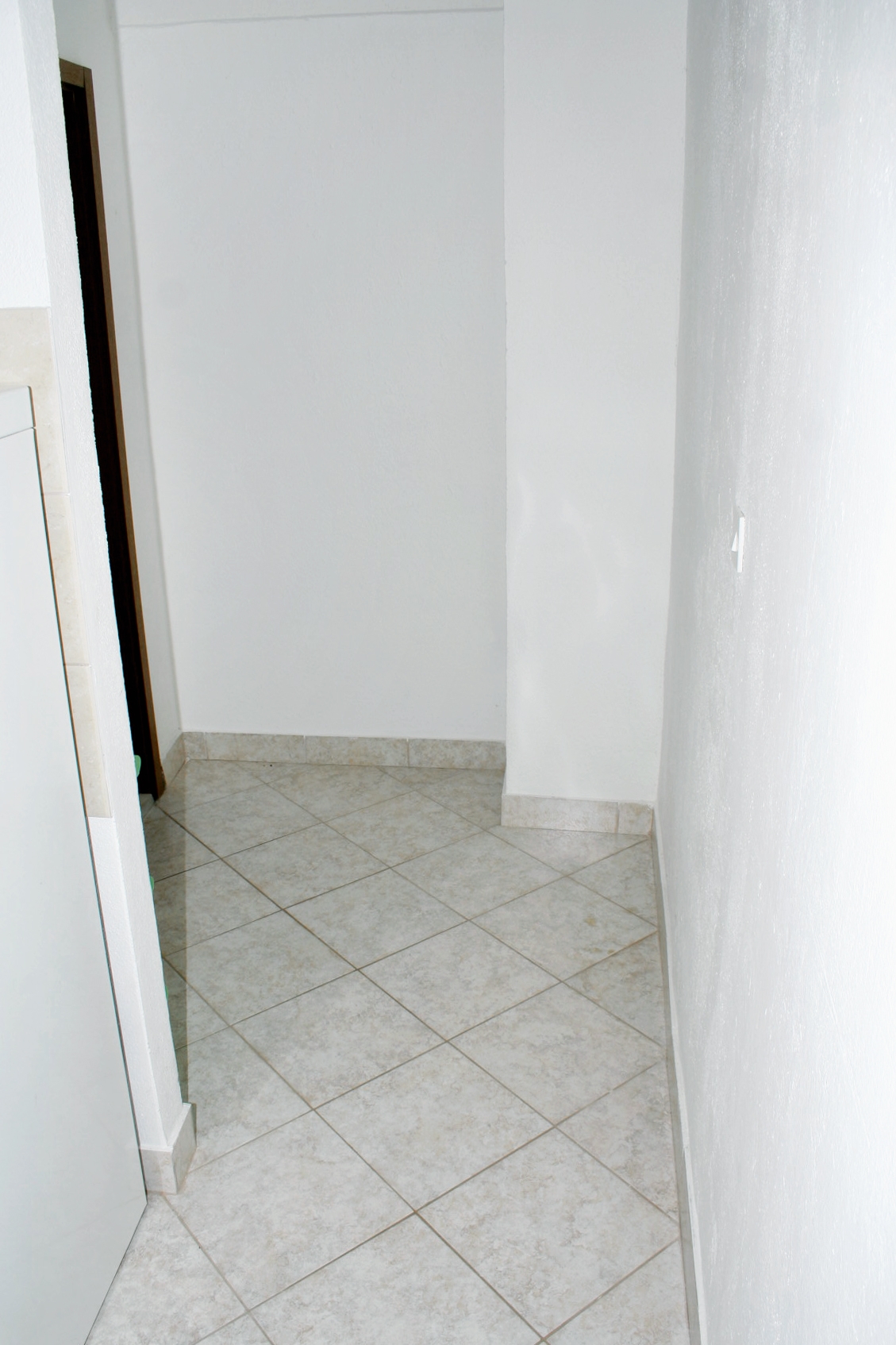 One bedroom apartment near beach Mimice, Omiš (A-2774-d)