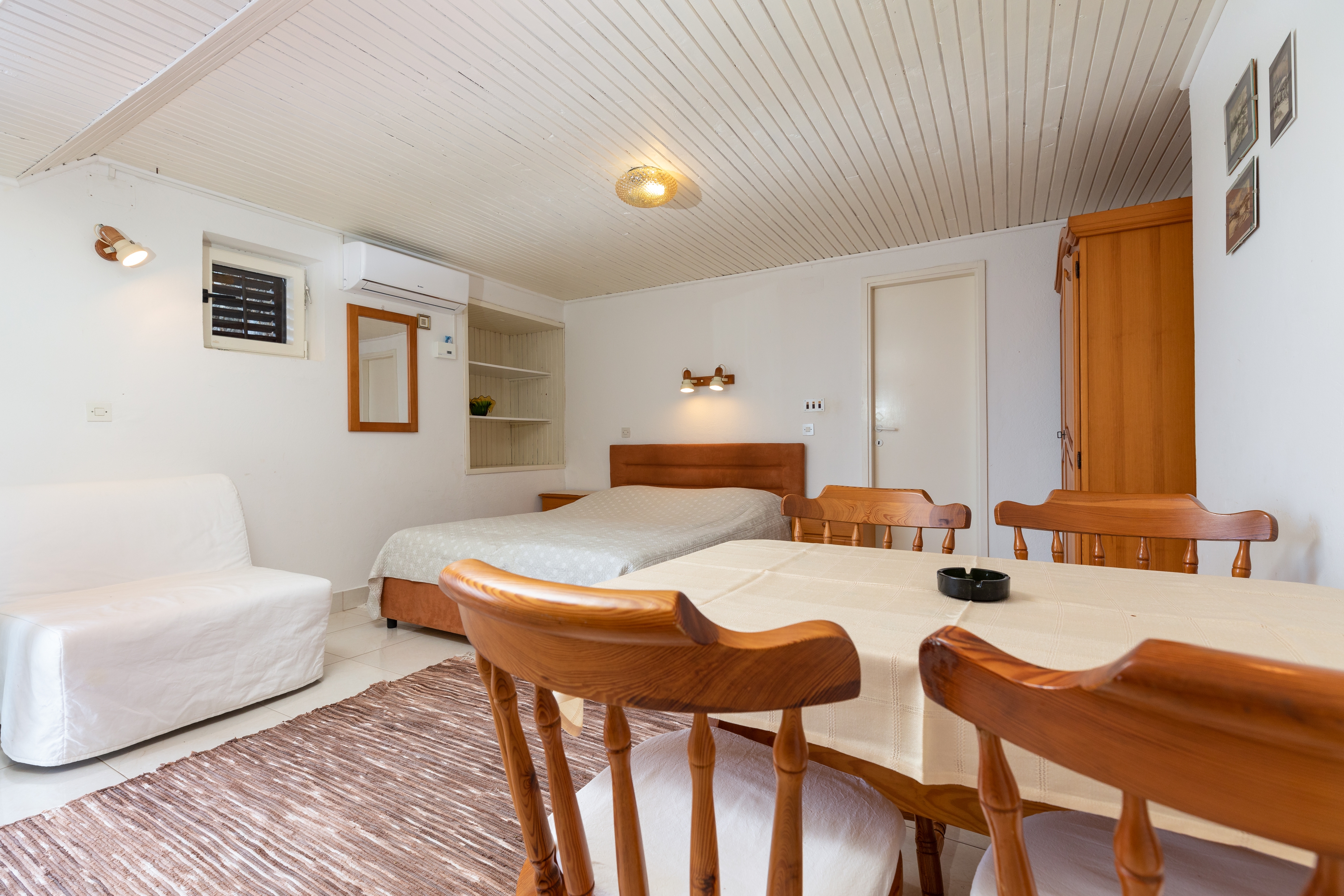 Top Omiš Nemira Top Omiš Nemira