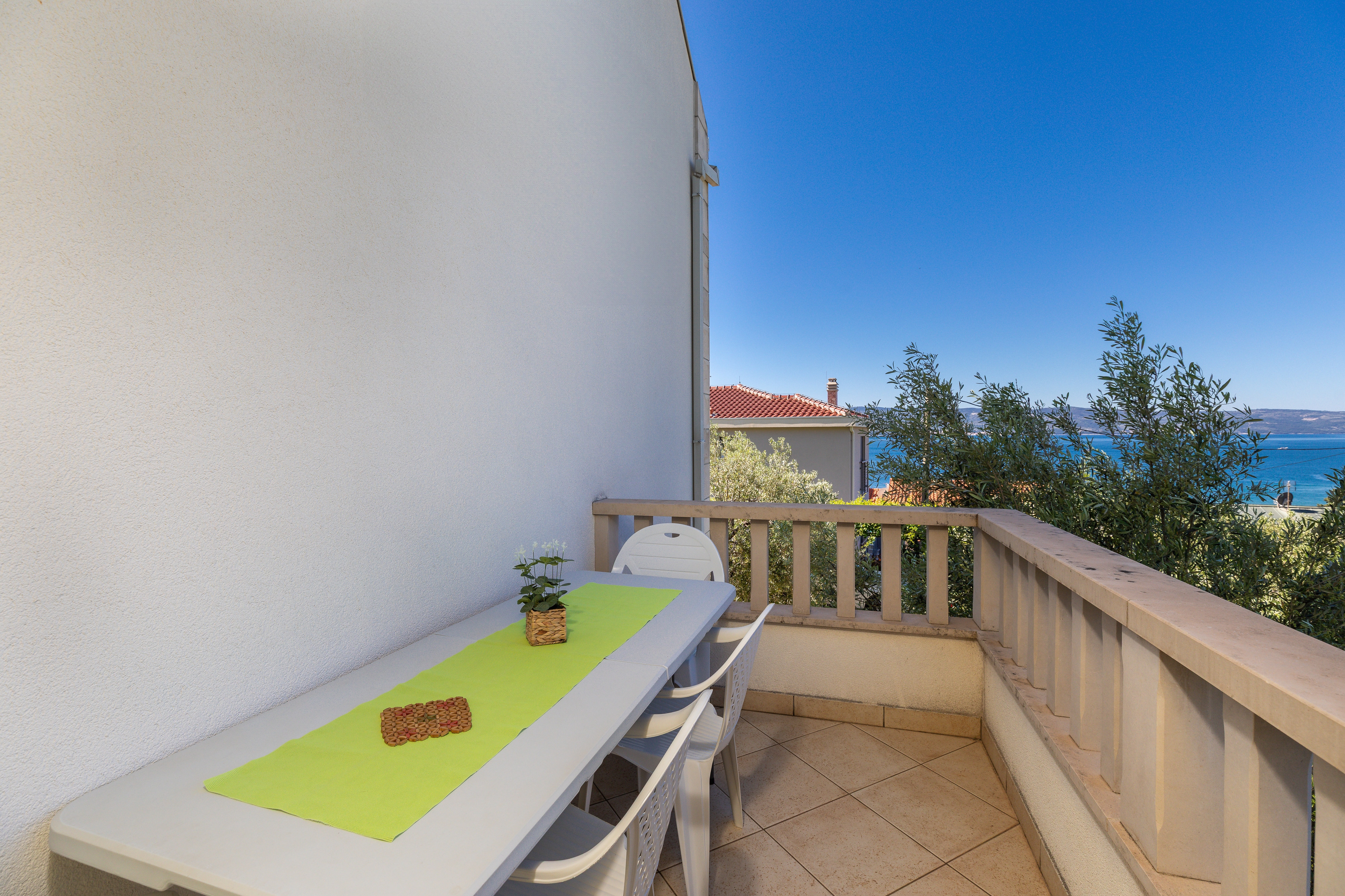 Two bedroom apartment with balcony and sea view Duće, Omiš  A-a