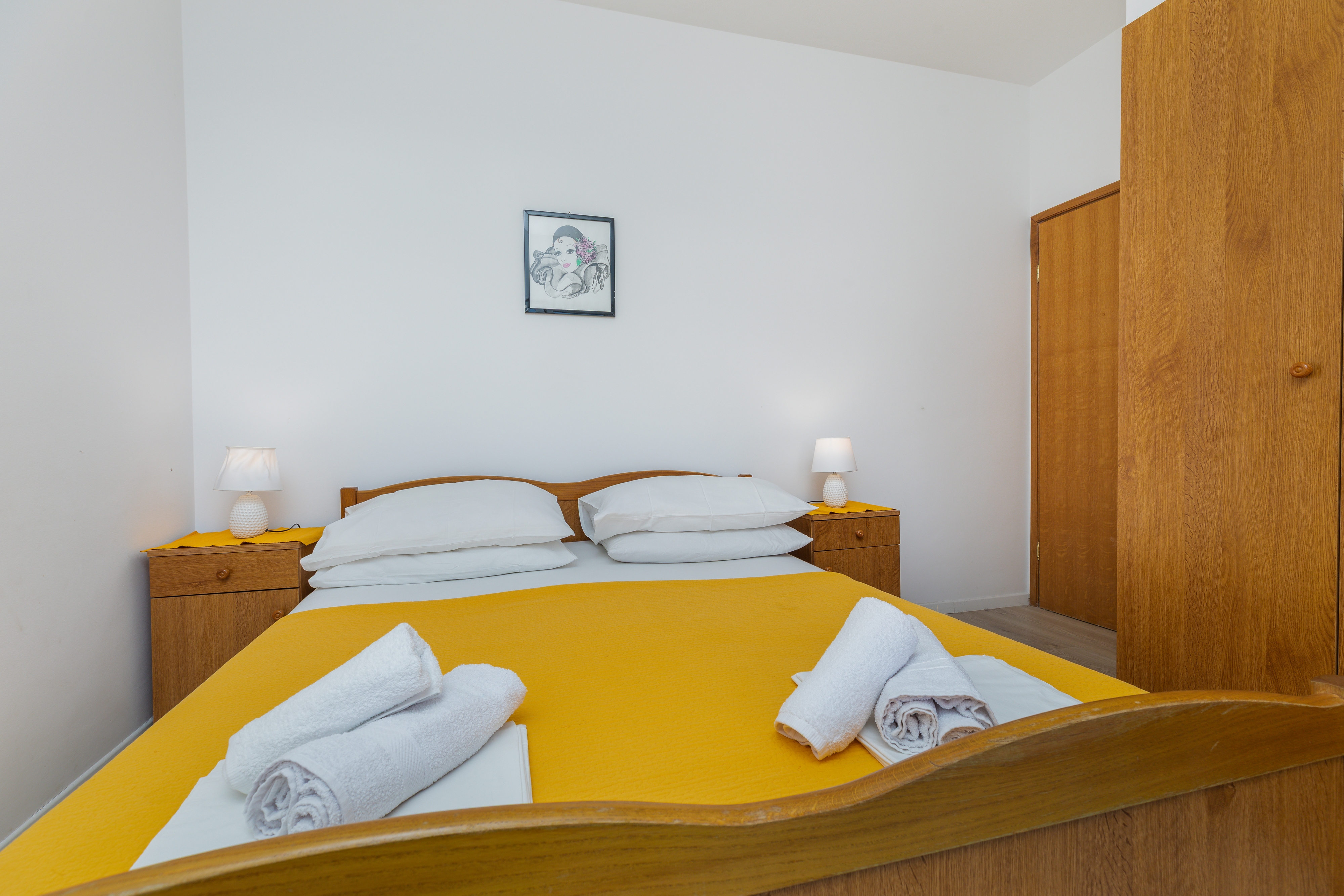 Two bedroom apartment with balcony and sea view Duće, Omiš  A-a