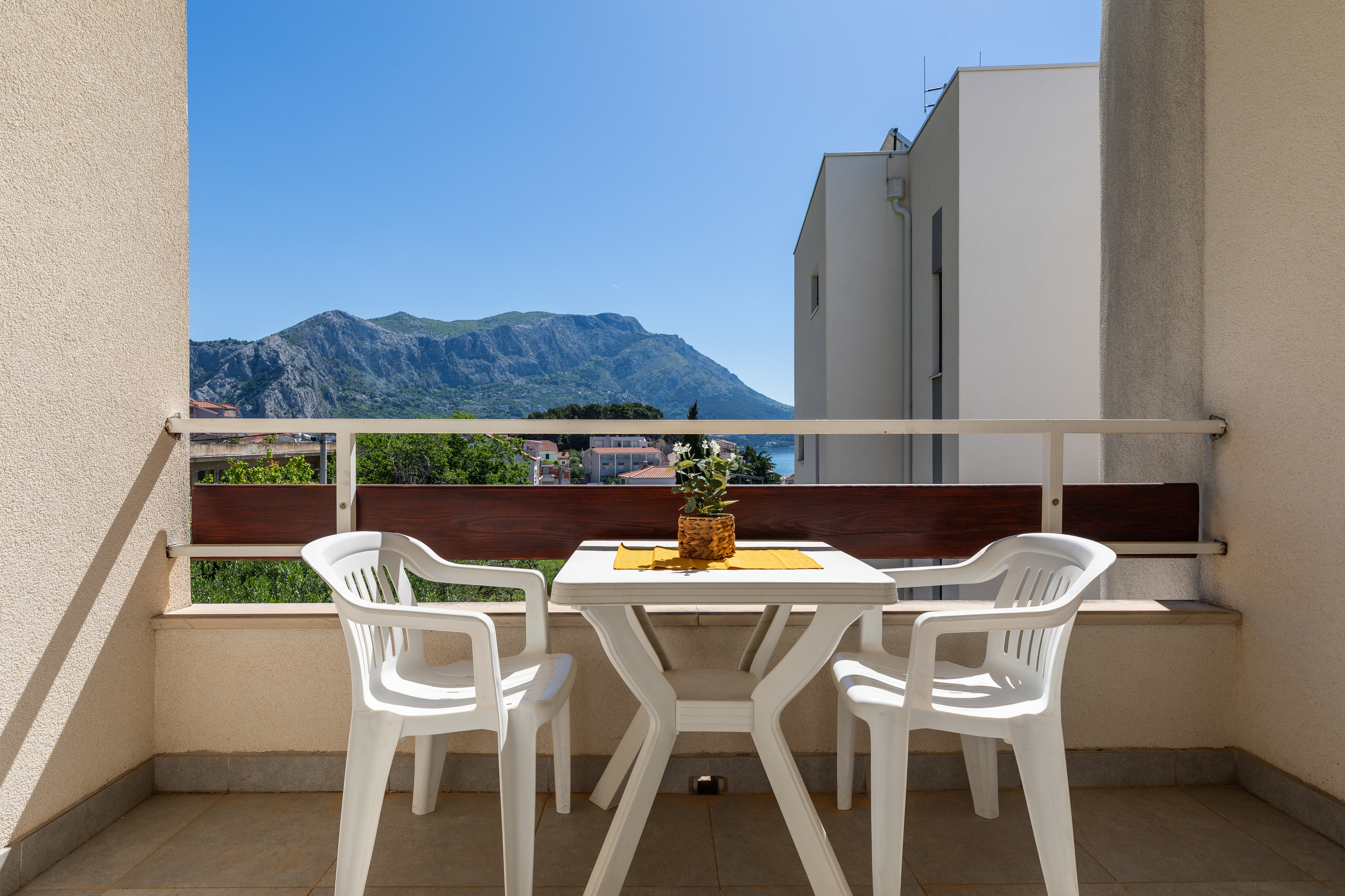 One bedroom apartment with terrace and sea view Duće, Omiš  A-b