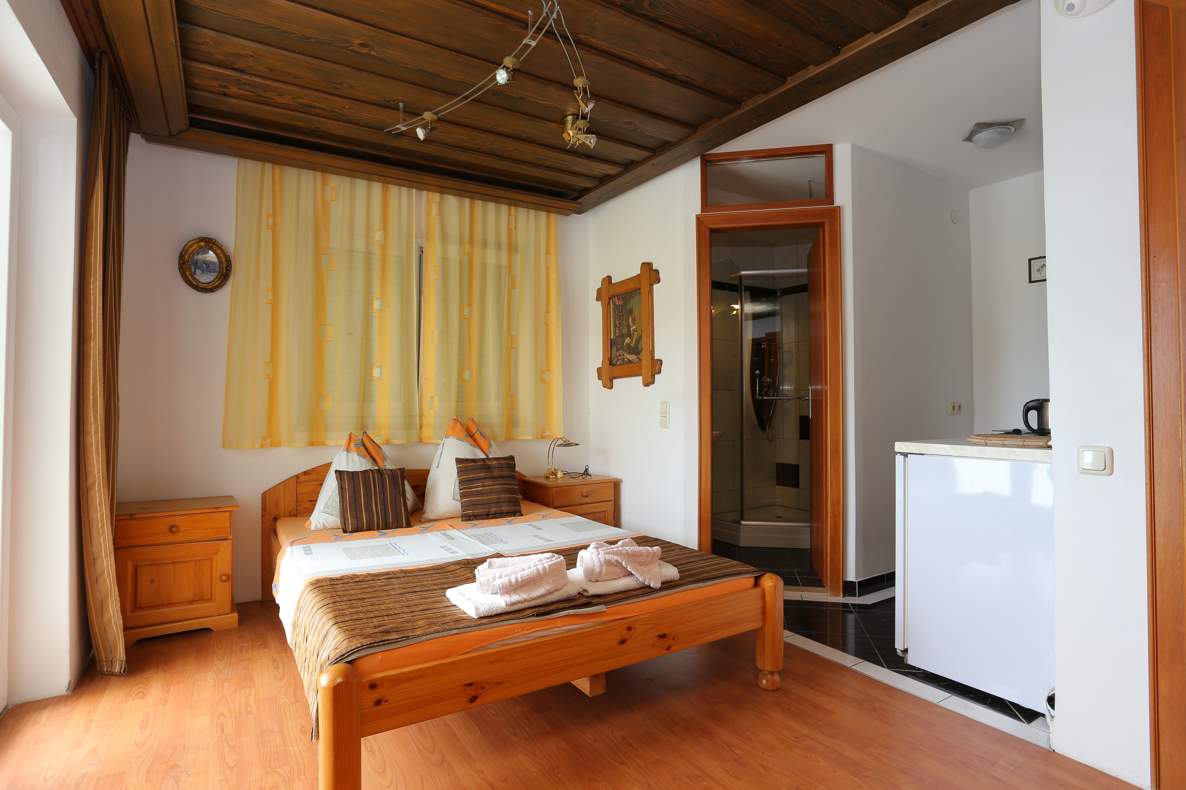 One bedroom apartment with terrace and sea view Nemira, Omiš (A-2781-b)