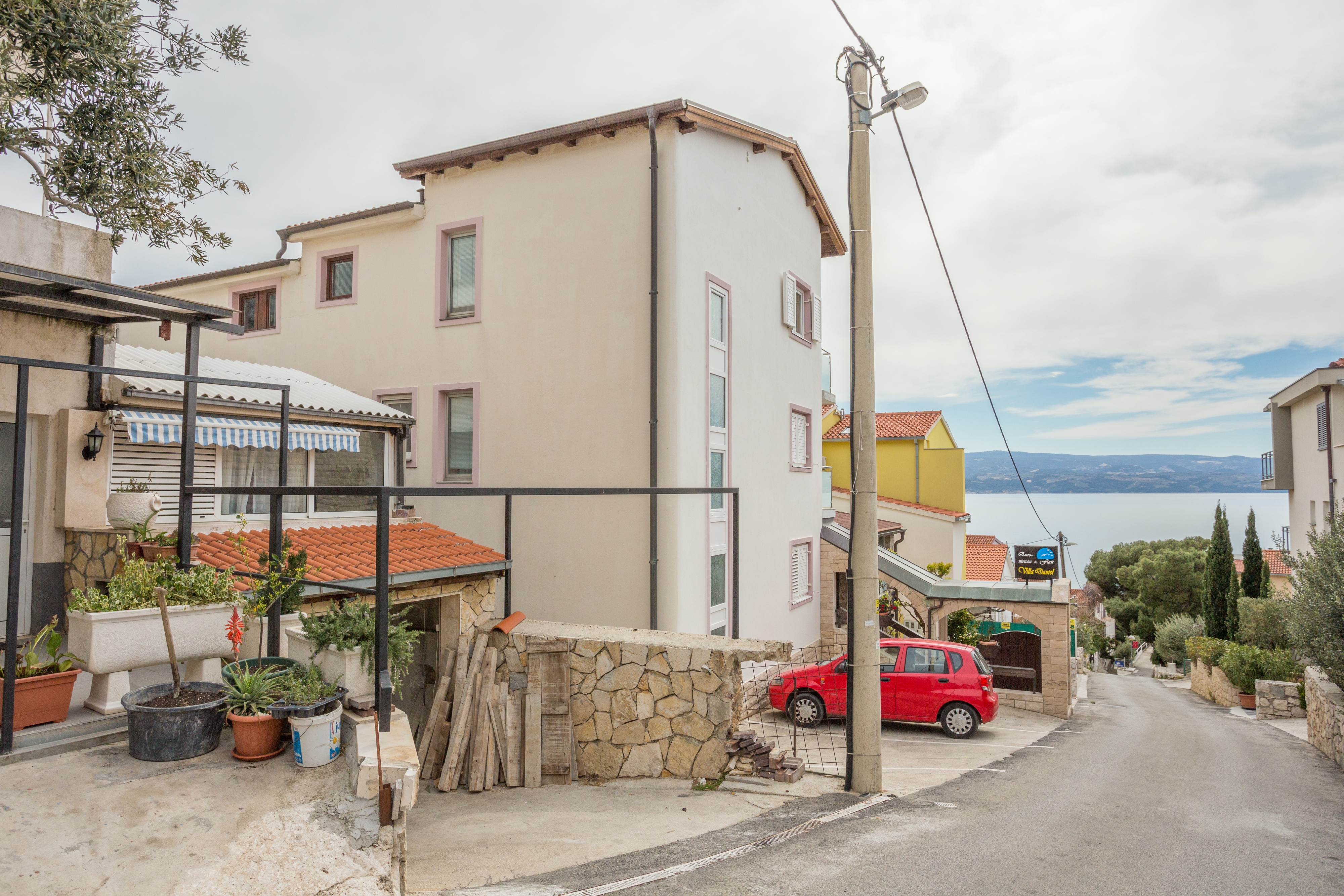 Top Omiš Nemira Top Omiš Nemira