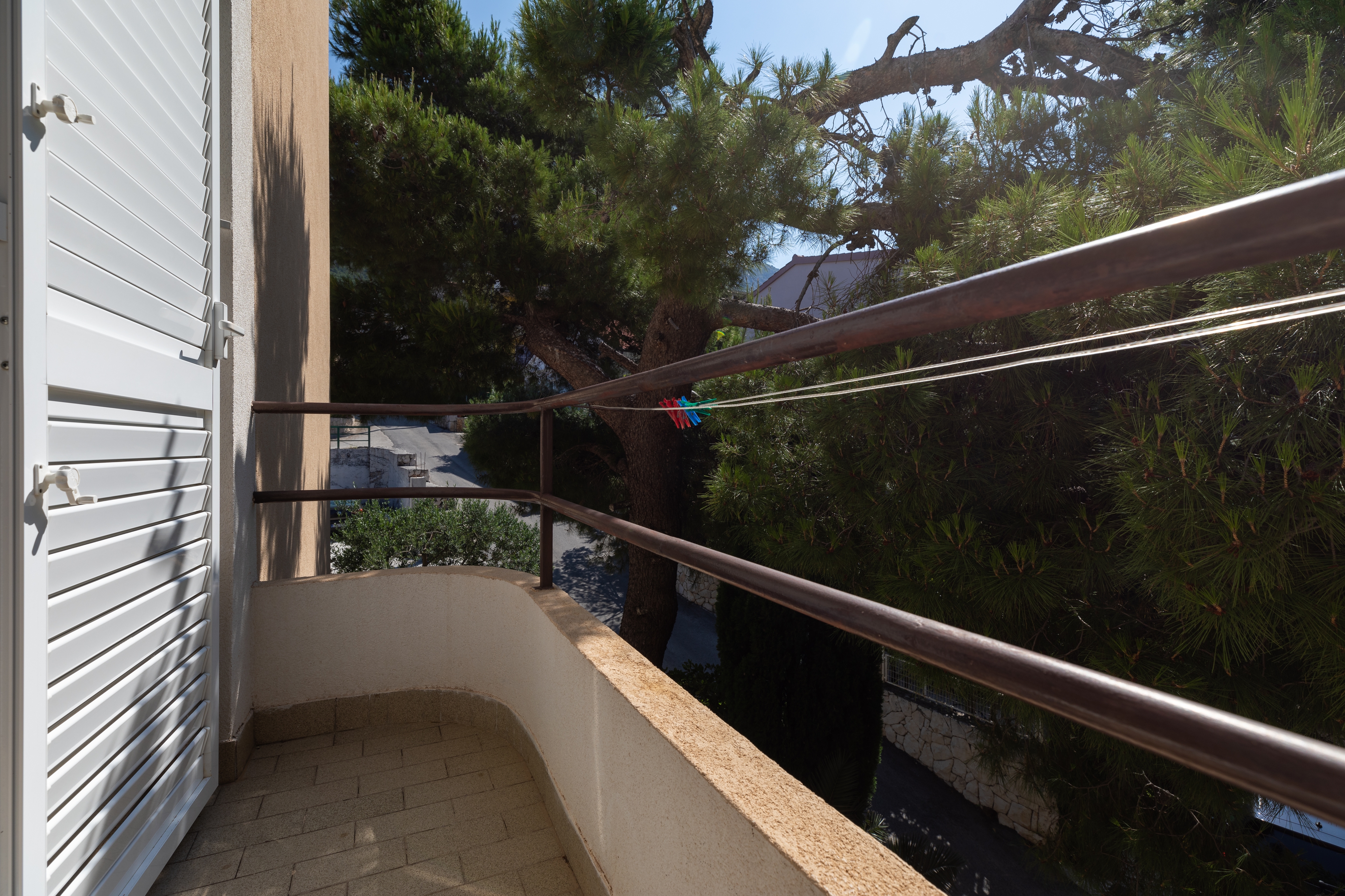 One bedroom apartment near beach Nemira, Omiš  A-b