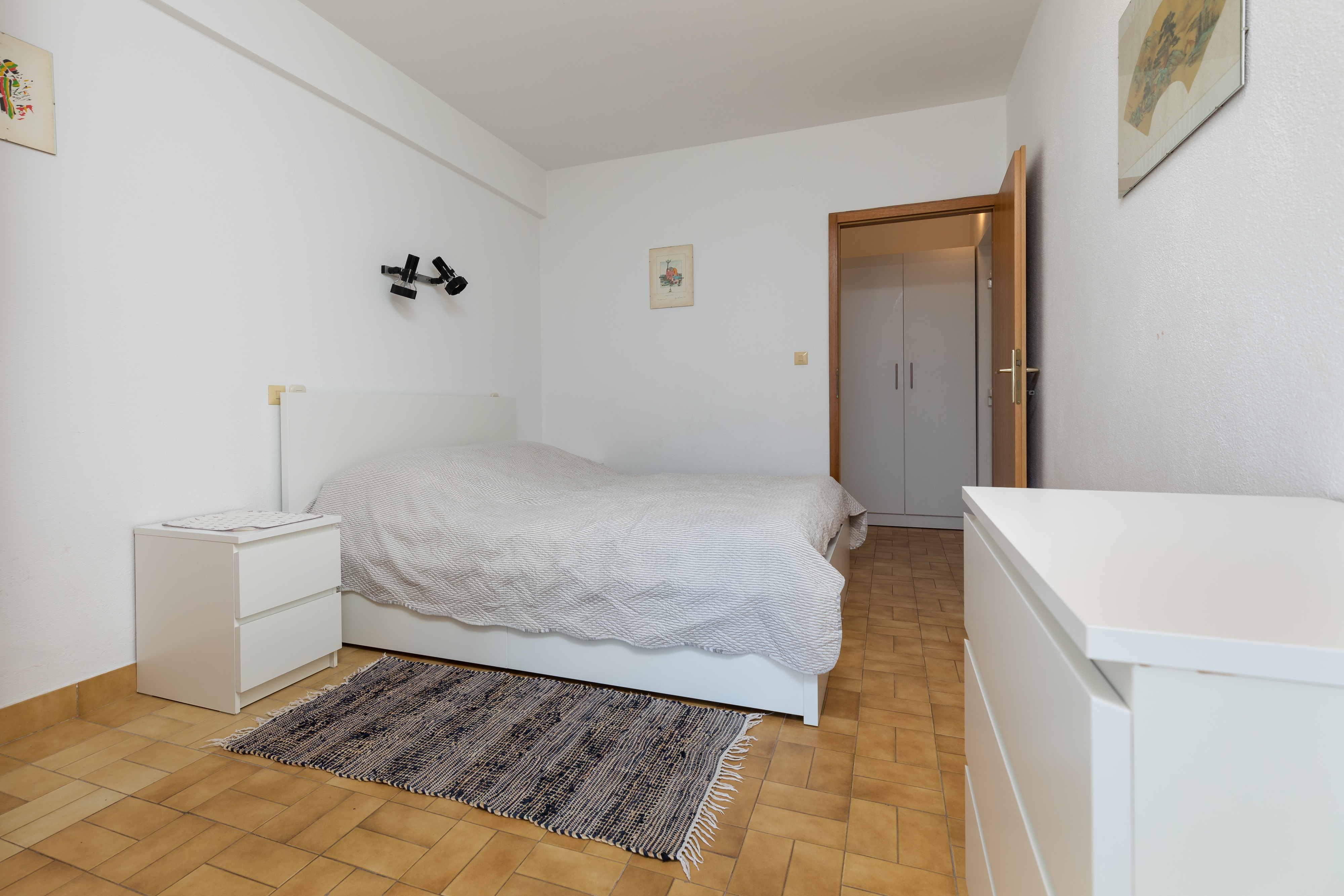 One bedroom apartment near beach Nemira, Omiš  A-d