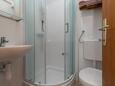 Bathroom Nemira, Bathroom in the apartment, (pet friendly) and WiFi.