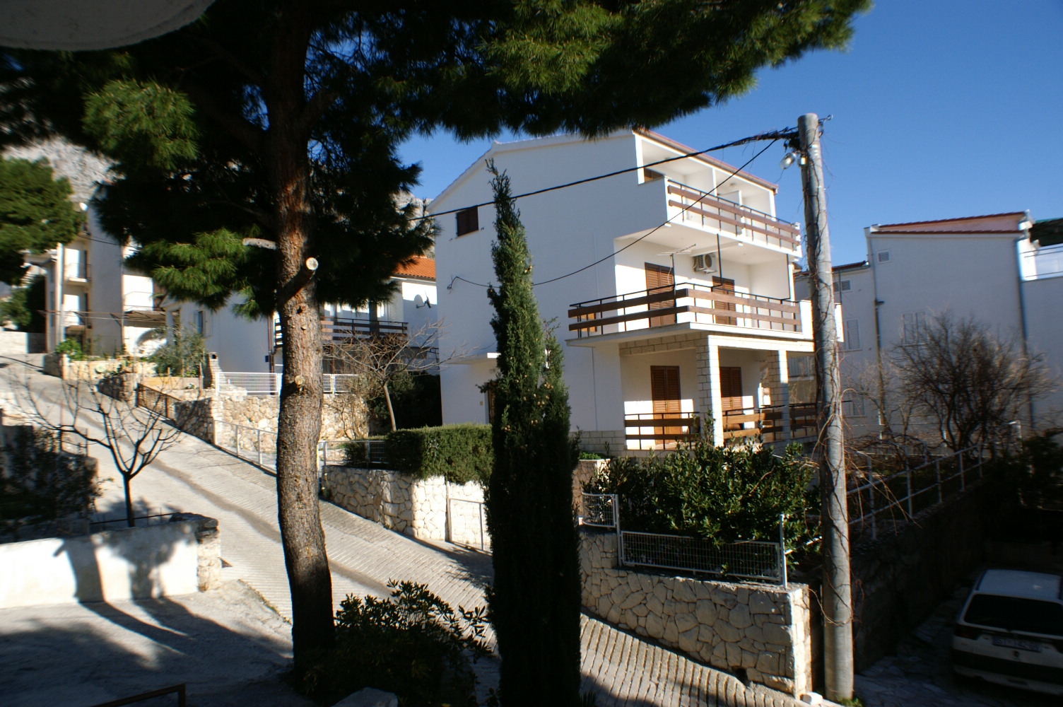 One bedroom apartment near beach Nemira, Omiš  A-g