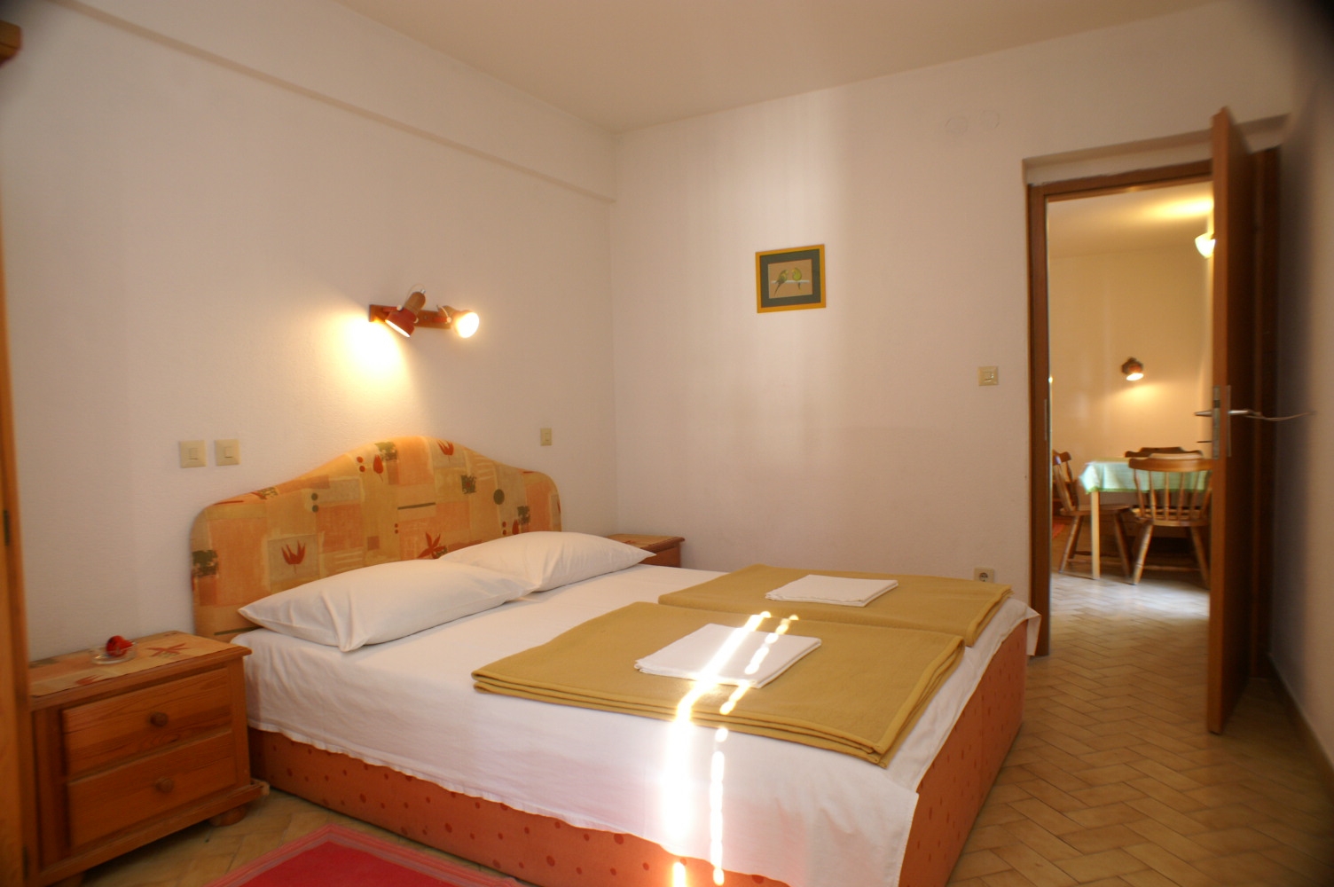 One bedroom apartment near beach Nemira, Omiš  A-g