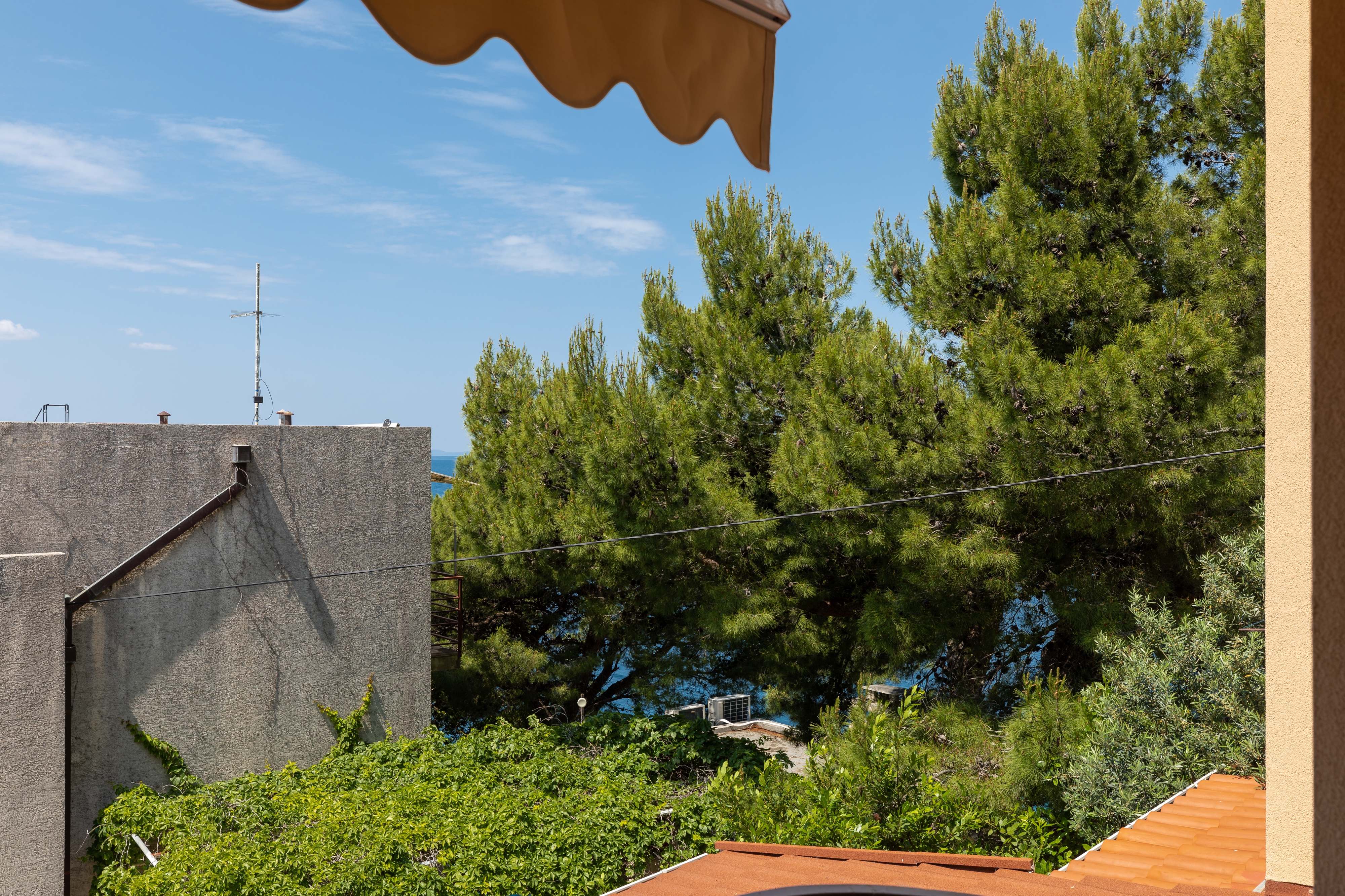 Studio flat near beach Nemira, Omiš  AS-b