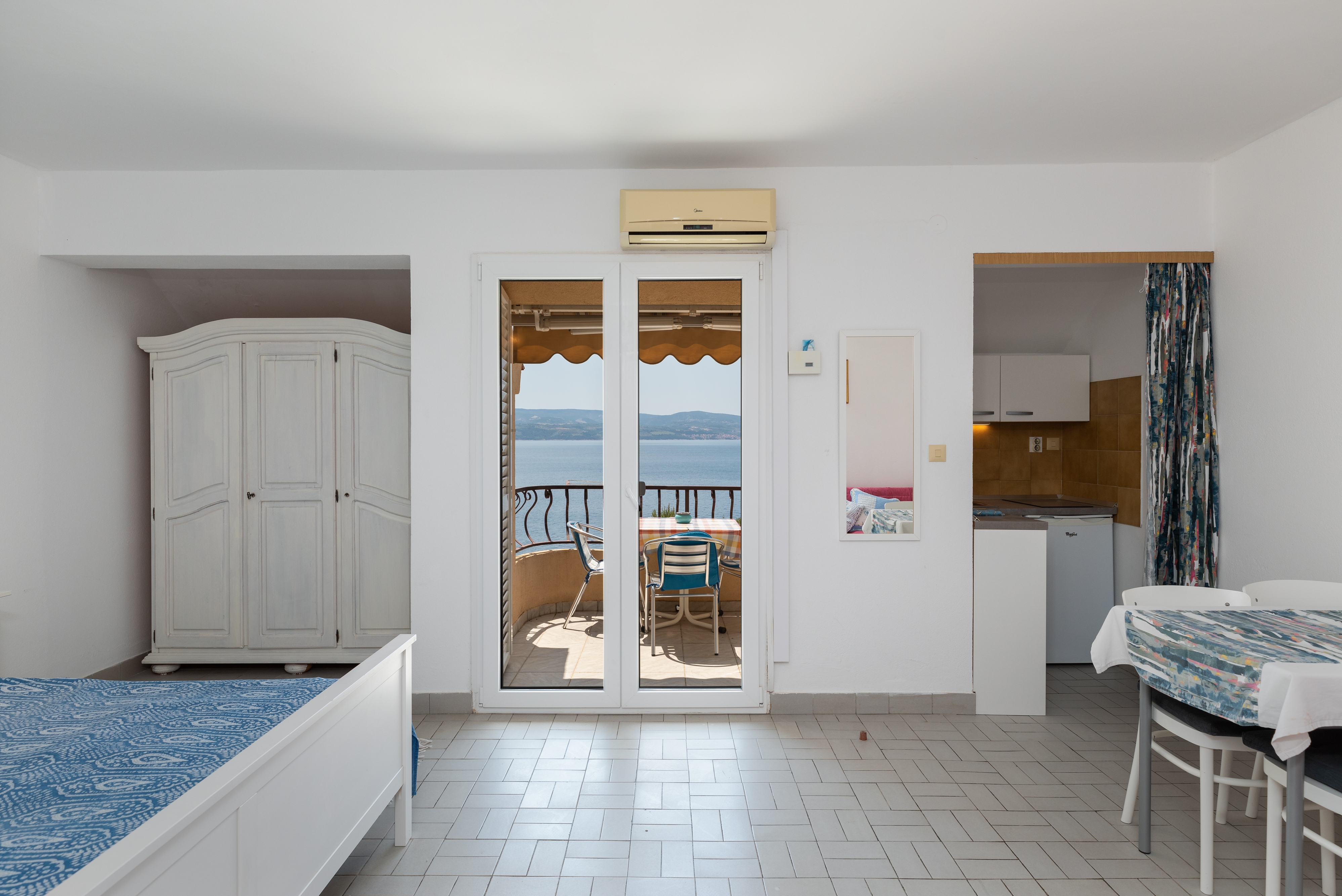 Studio flat near beach Nemira, Omiš  AS-c