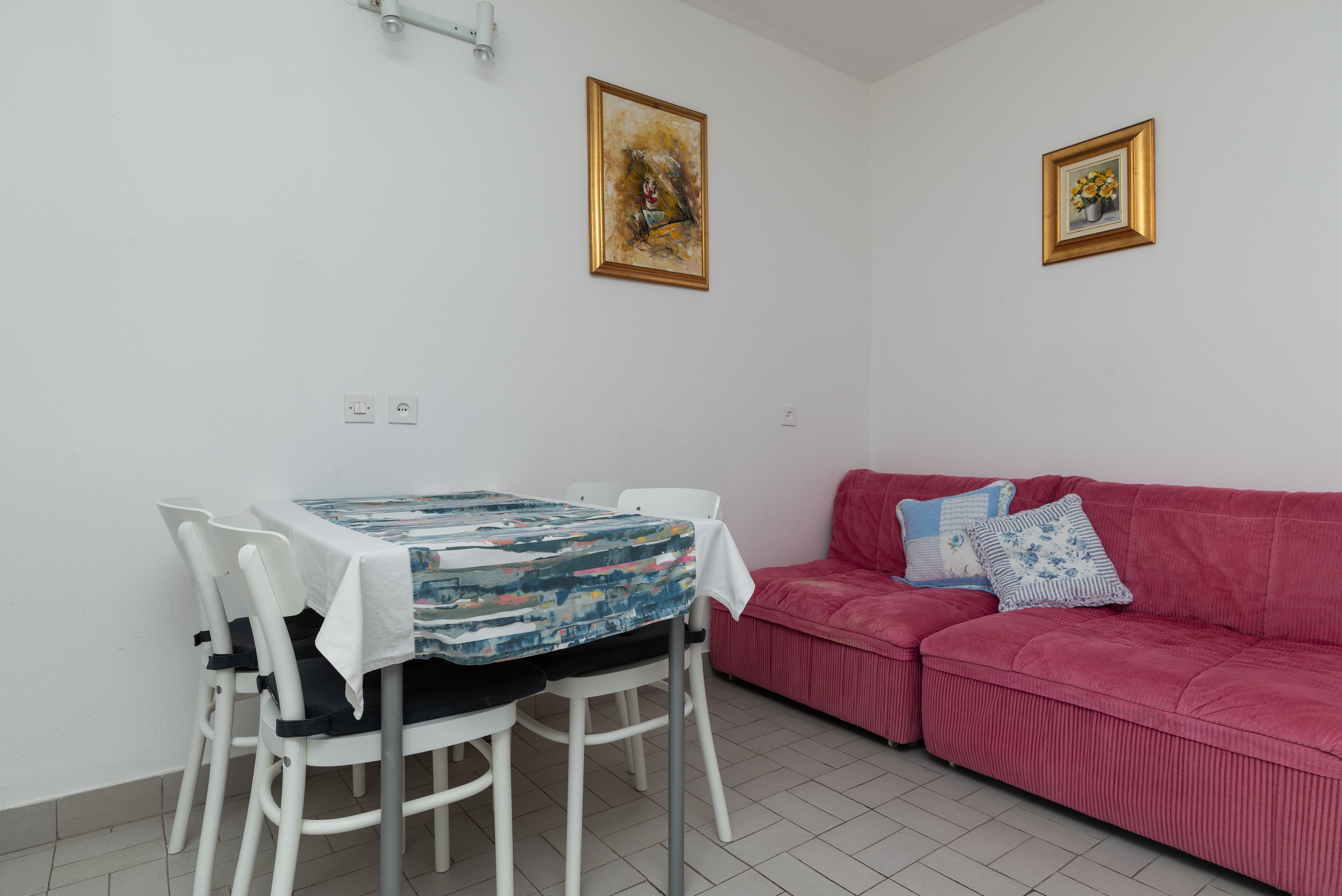 Studio flat near beach Nemira, Omiš  AS-c