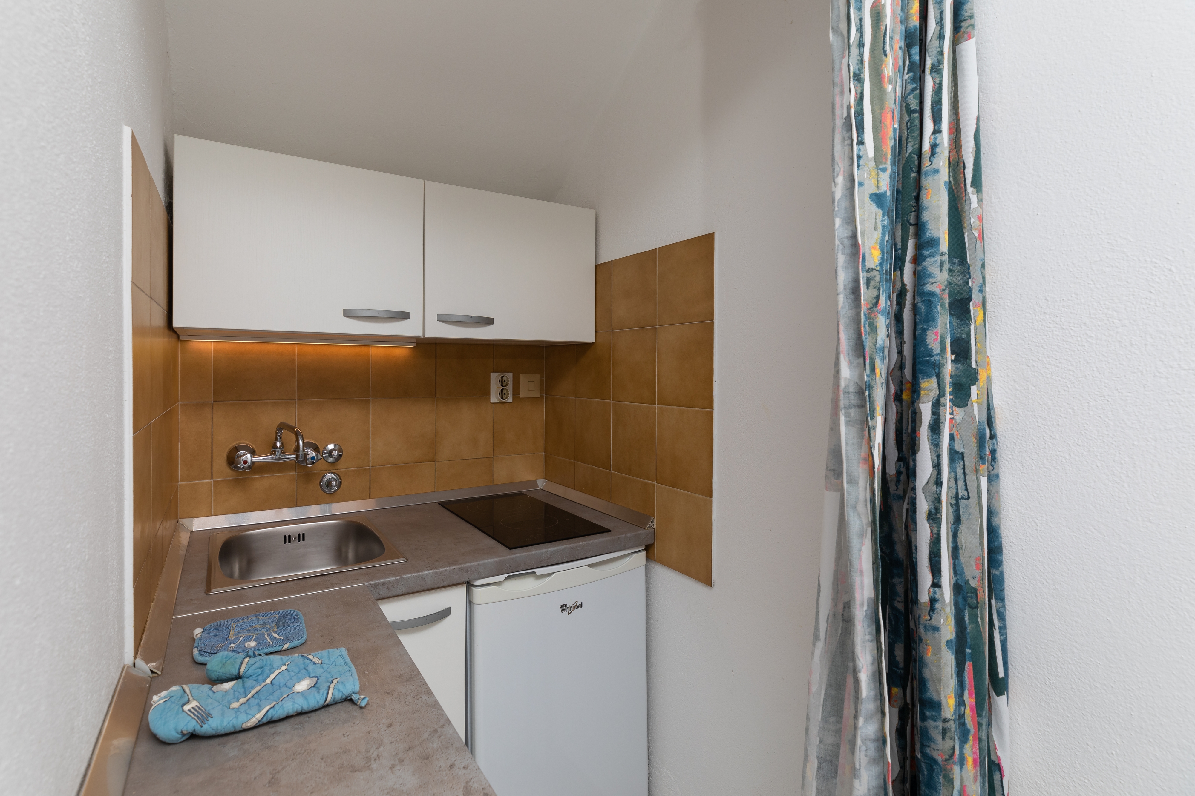 Studio flat near beach Nemira, Omiš  AS-c