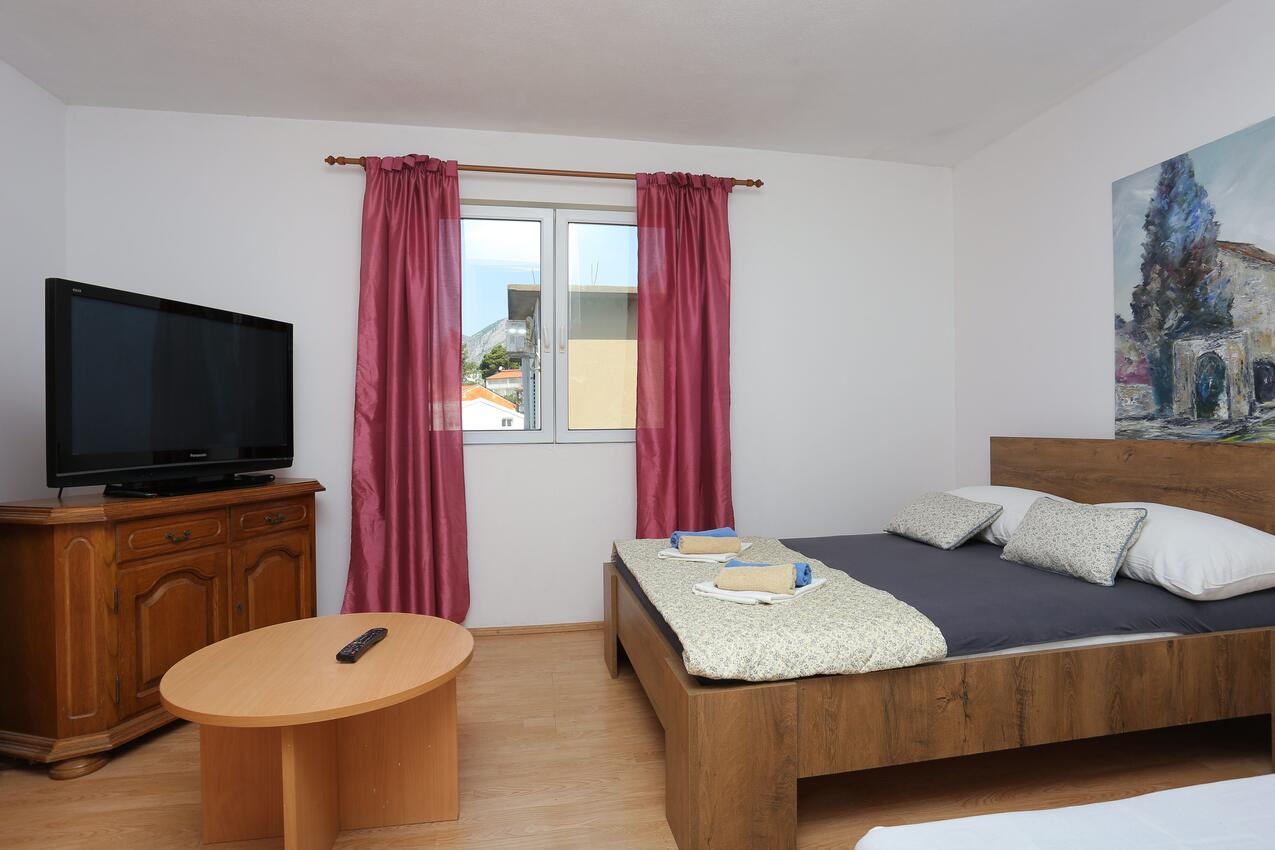 Apartmán v meste Gradac - 2784