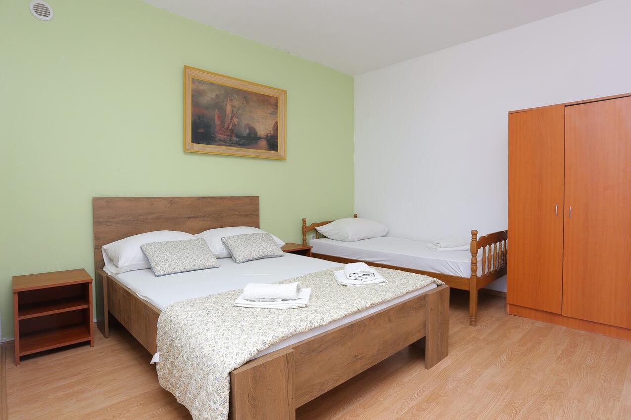 Apartmán v meste Gradac - 2784