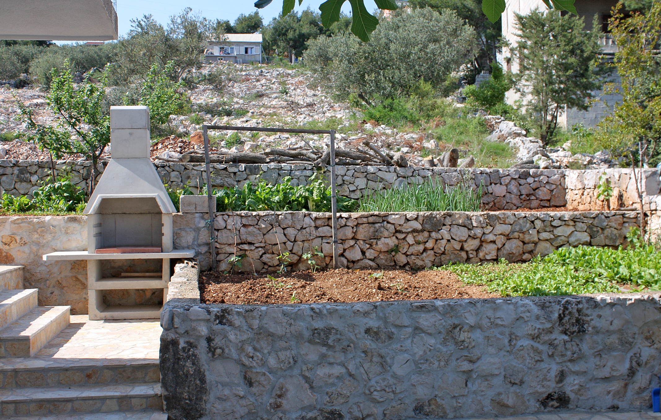 Dvosobni apartman s terasom i pogledom na more Marina, Trogir  A-a