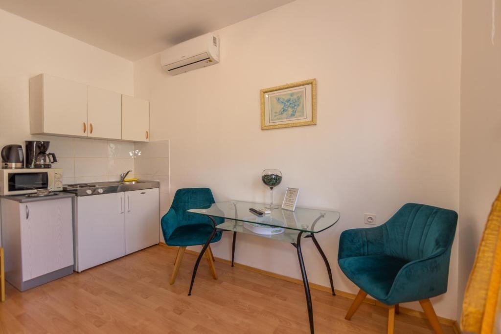 Top Split Top Split