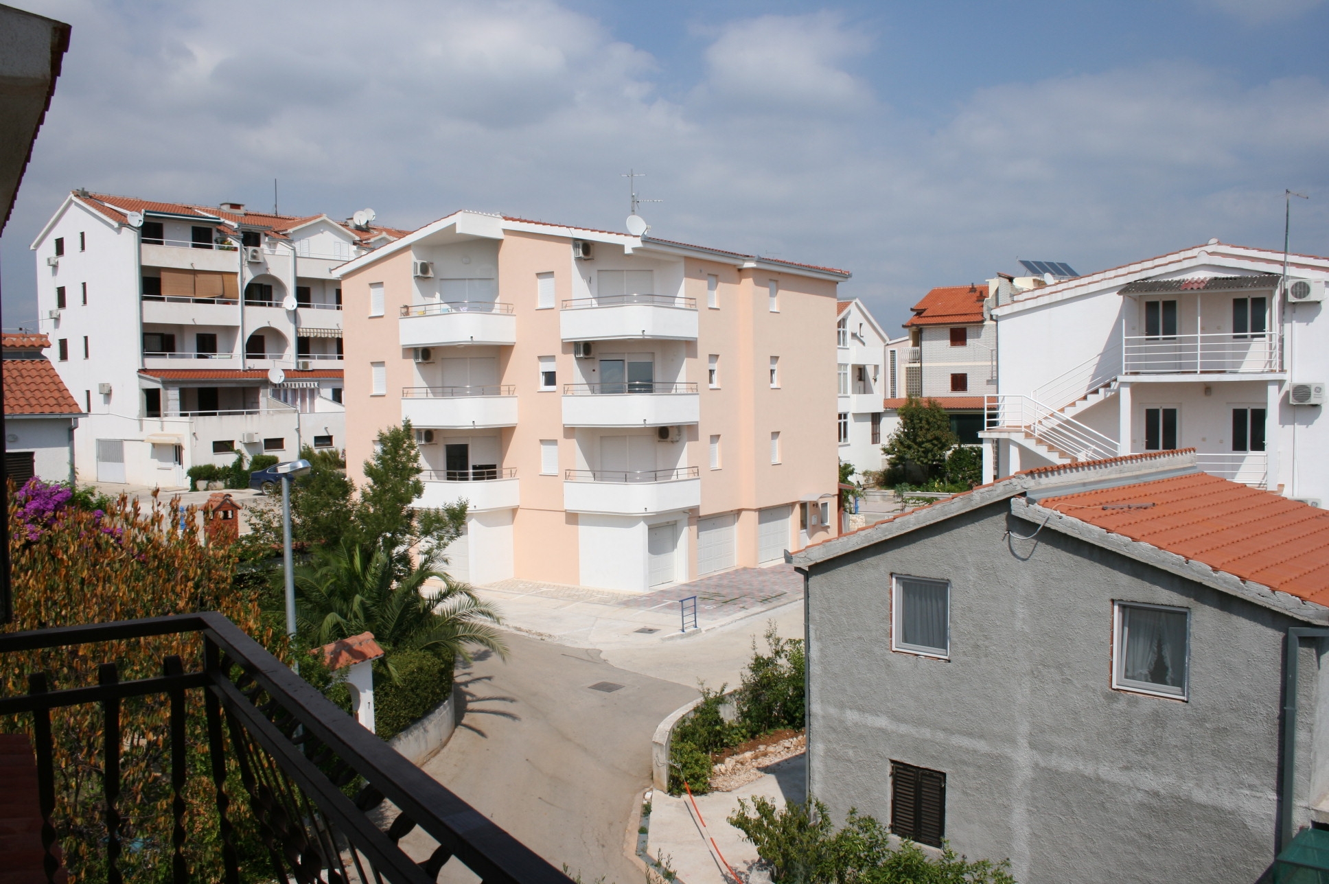 One bedroom apartment with balcony and sea view Rastići, Čiovo  A-c