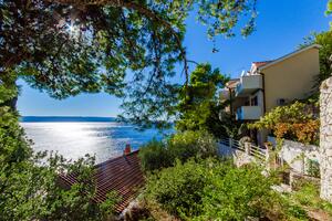 Ferienwohnungen am Meer Pisak, Omis - 2802