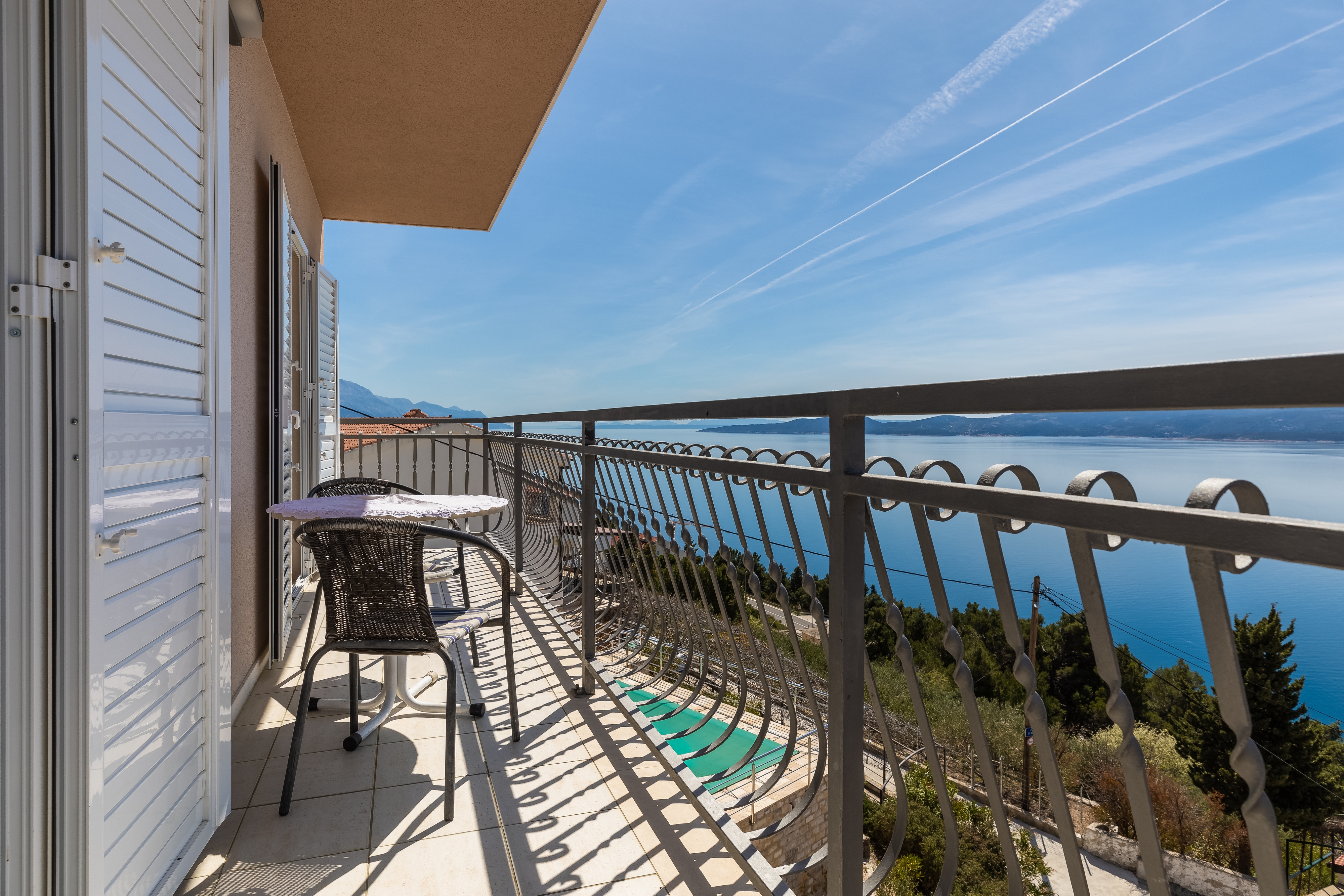 Three bedroom apartment with balcony and sea view Mimice, Omiš (A-2805-a)