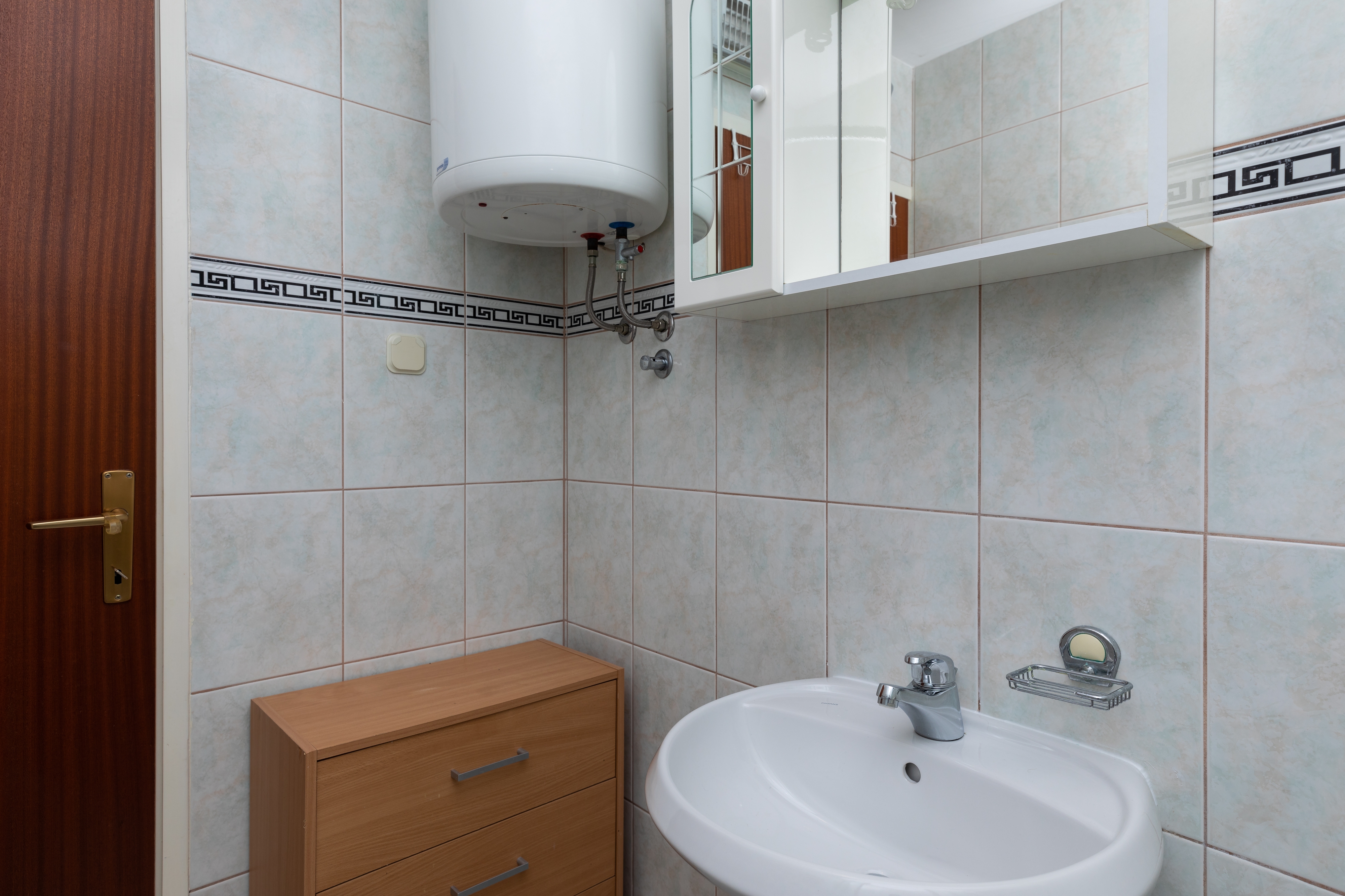 Three bedroom apartment with balcony and sea view Mimice, Omiš  A-a