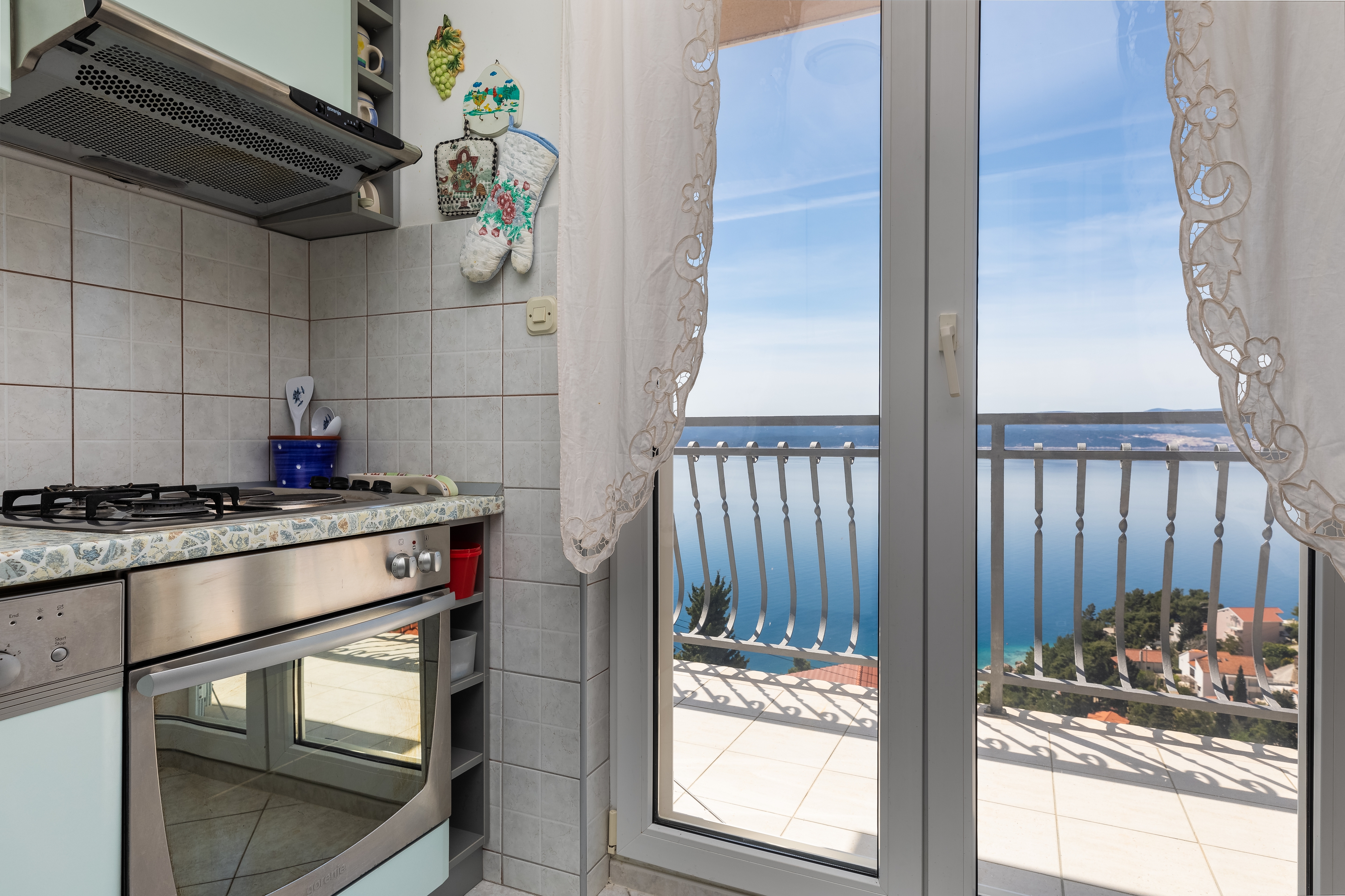 Top Omiš Mimice Top Omiš Mimice