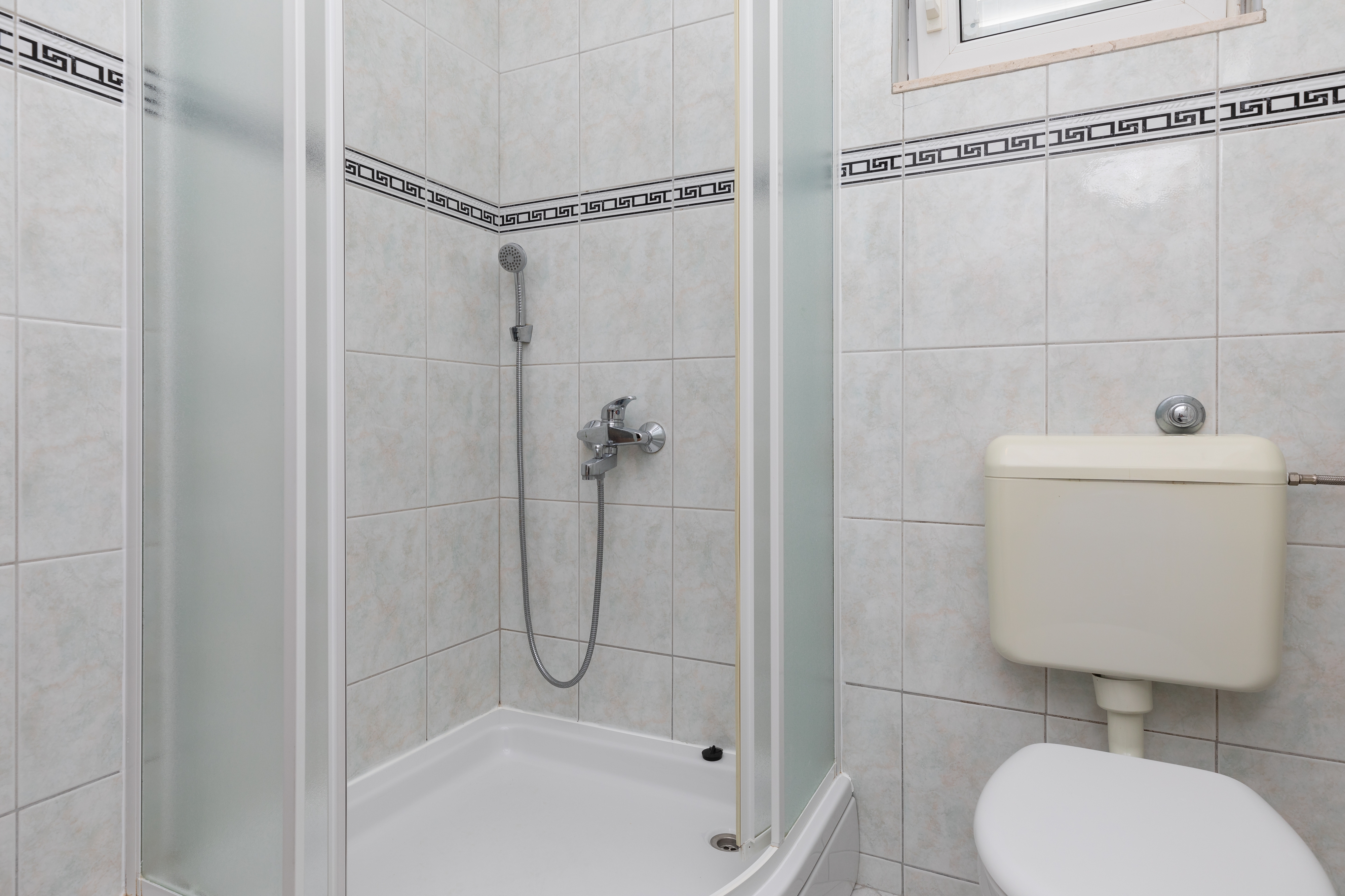 Three bedroom apartment with balcony and sea view Mimice, Omiš  A-b