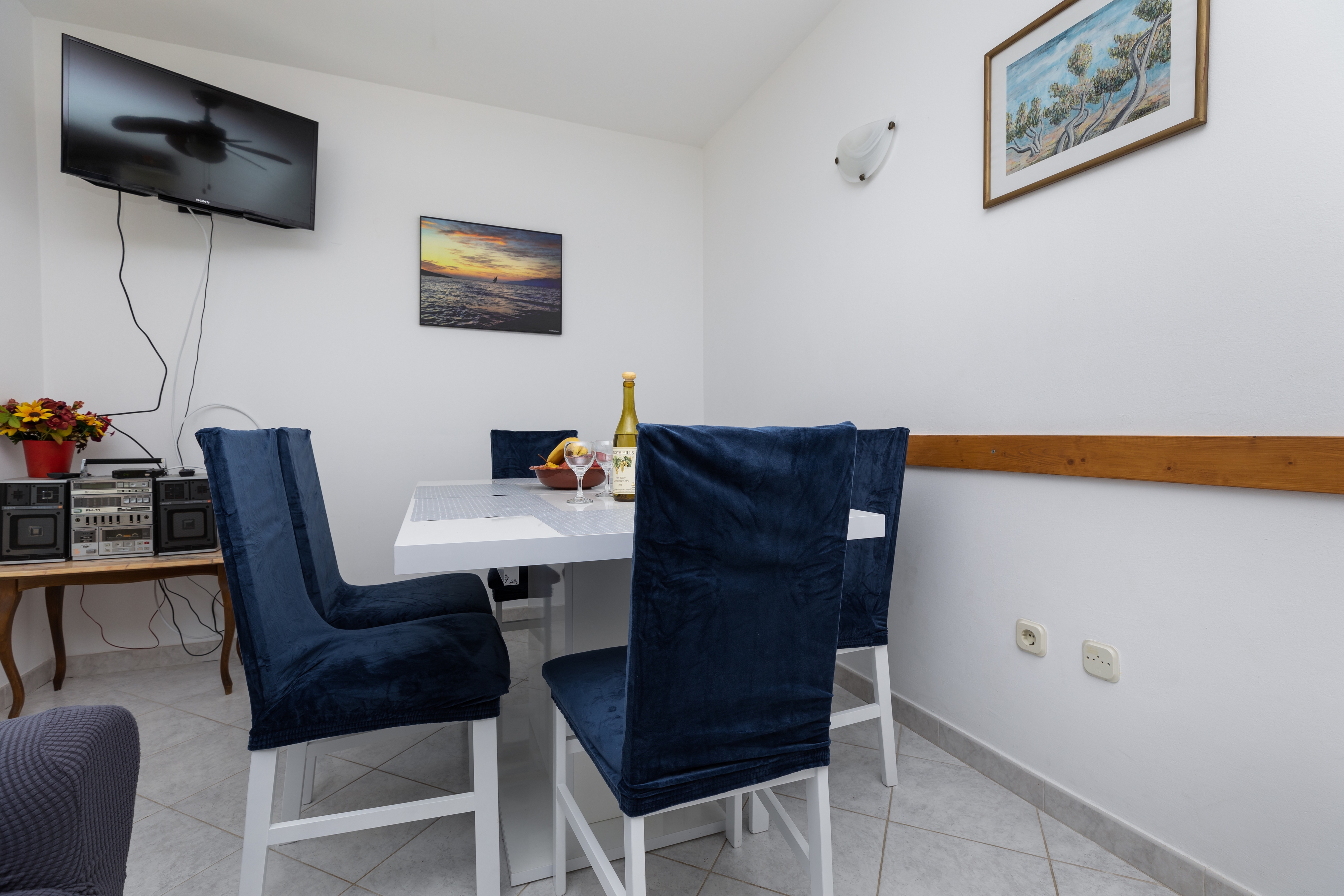 Top Omiš Mimice Top Omiš Mimice