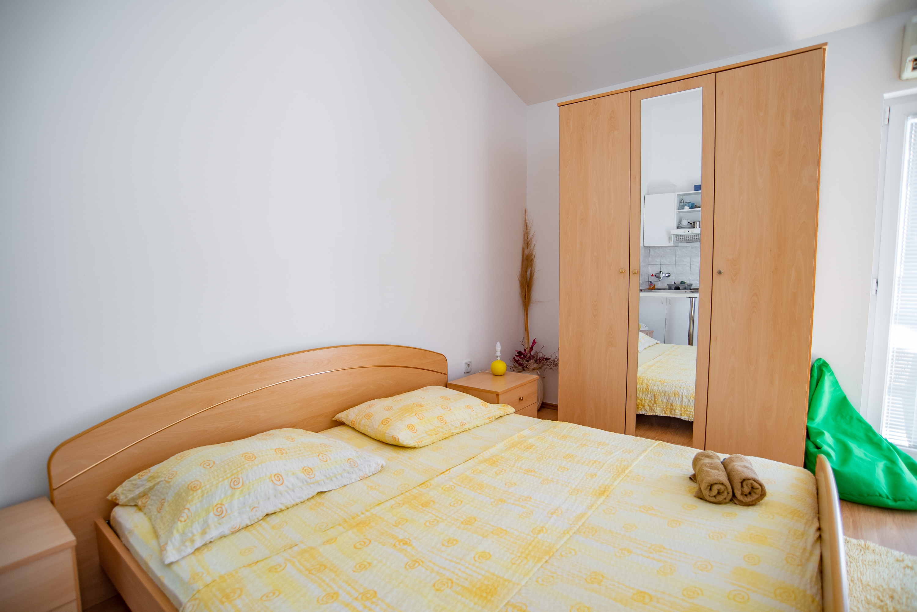 One bedroom apartment near beach Sumpetar, Omiš (A-2808-a) One bedroom apartment near beach Sumpetar, Omiš (A-2808-a)