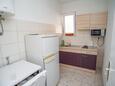 Sumpetar, Кухня 2 в размещении типа apartment, WiFi.