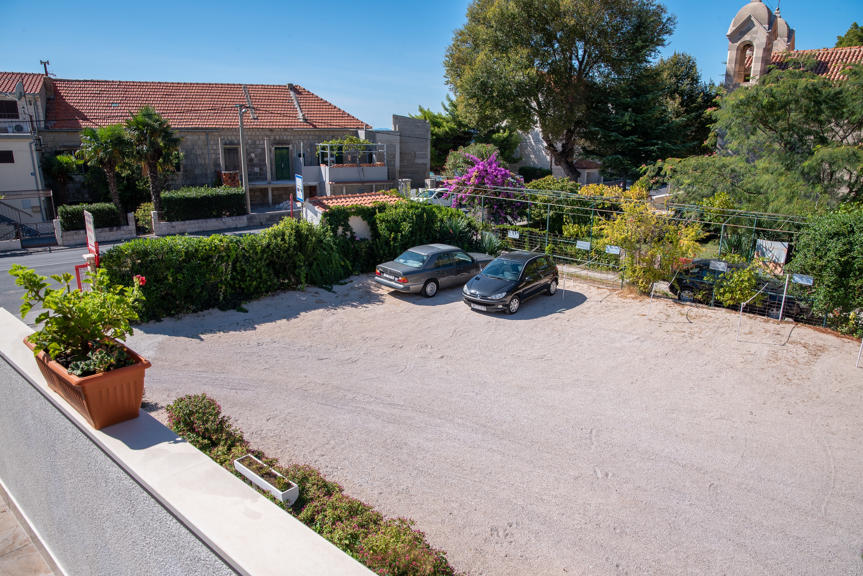 Three bedroom apartment near beach Sumpetar, Omiš  A-c
