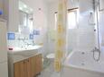 Ванная комната 1 Orij, Ванная комната 1 в размещении типа apartment, WiFi.