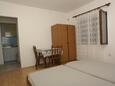 Orij, Dining room in the studio-apartment, (pet friendly) and WiFi.