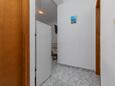 Hallway Duće, Hallway in the apartment, WiFi.
