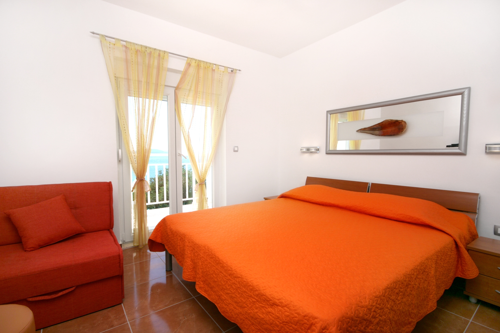 One bedroom apartment near beach Zaostrog, Makarska (A-2816-b) One bedroom apartment near beach Zaostrog, Makarska (A-2816-b)
