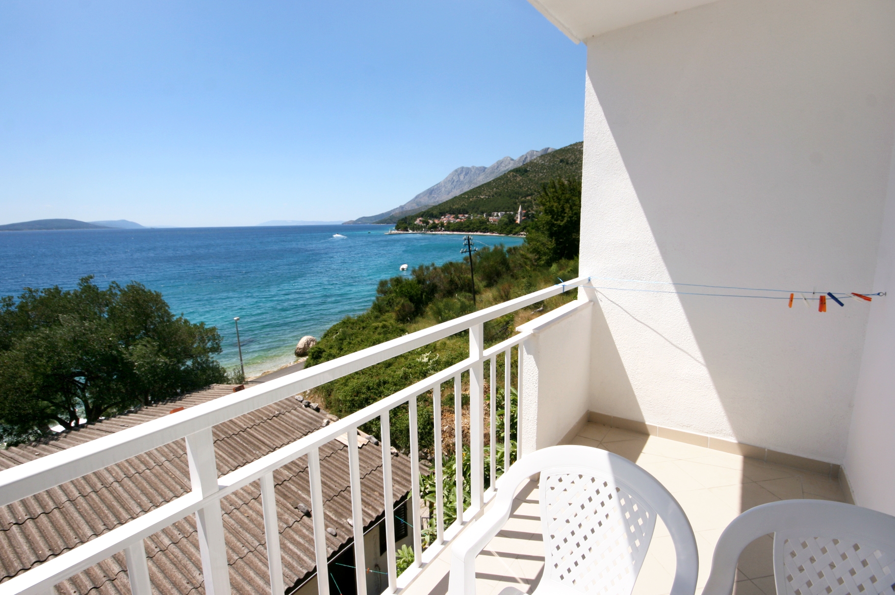 One bedroom apartment near beach Zaostrog, Makarska (A-2816-d) One bedroom apartment near beach Zaostrog, Makarska (A-2816-d)