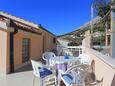 Stanići, Terras in the apartment, with a sea view en WiFi.